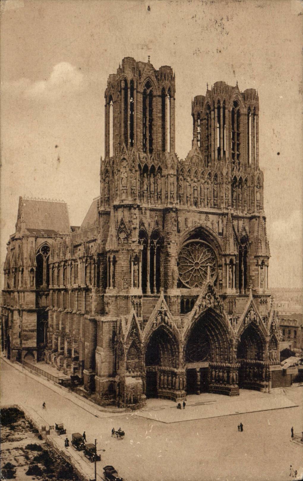 Paris CPA Notre Dame