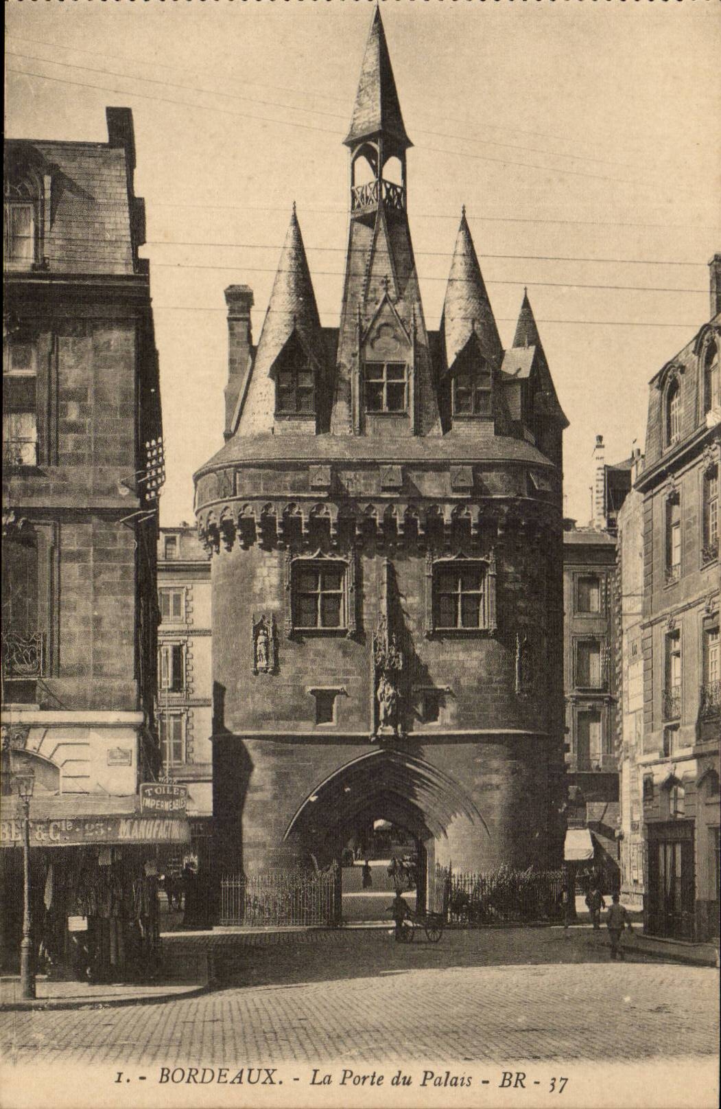 Bordeaux CPA La porte du palais