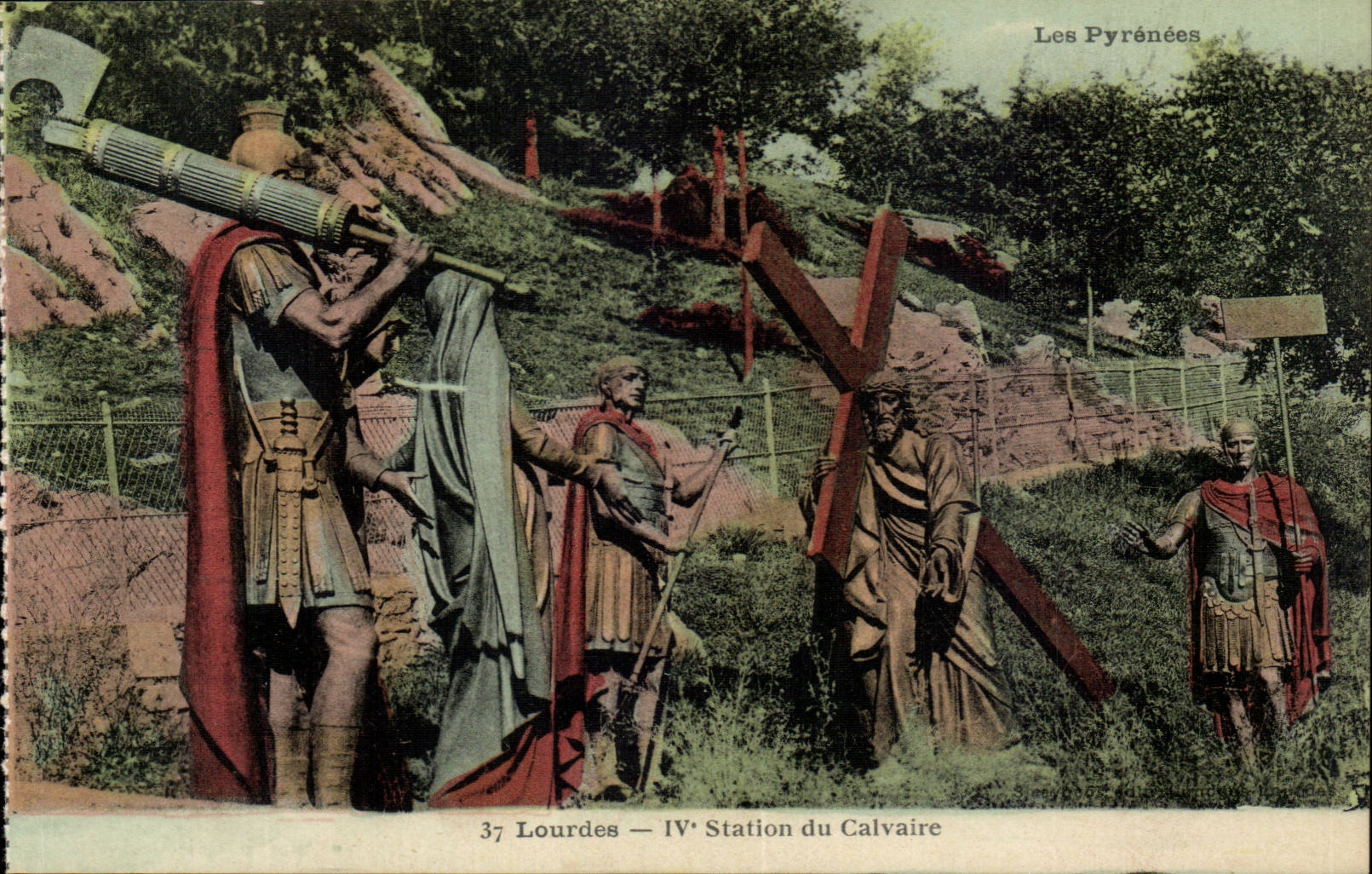 Lourdes CPA Le calvaire (4eme station) 