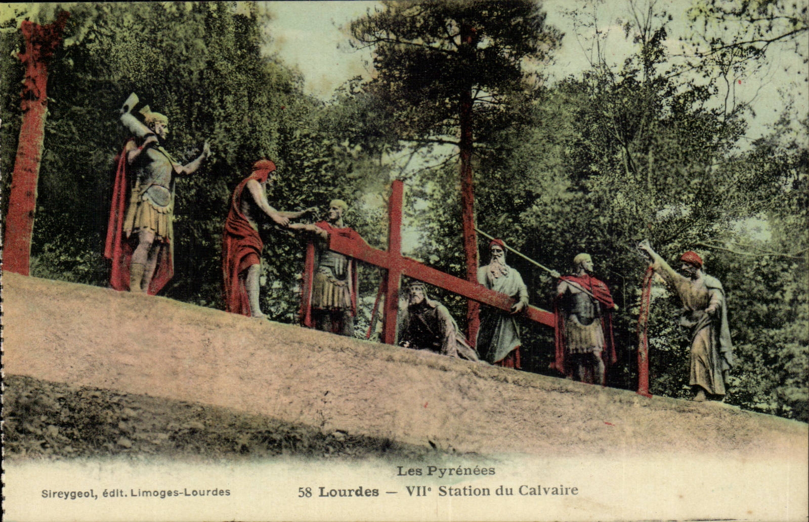Lourdes CPA Le calvaire (7eme station) 