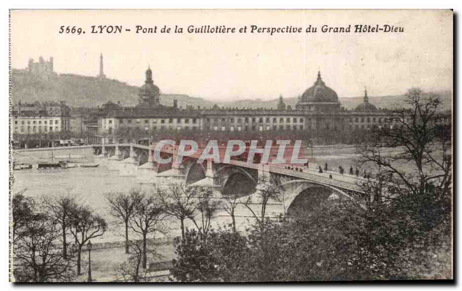 Lyon CPA Pont de la Guillotiere et perspective de Grand Hotel Dieu