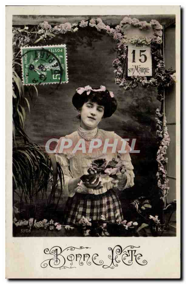 Femme tenant des fleurs — décor floral — éditeur H.K.C. n°3208
