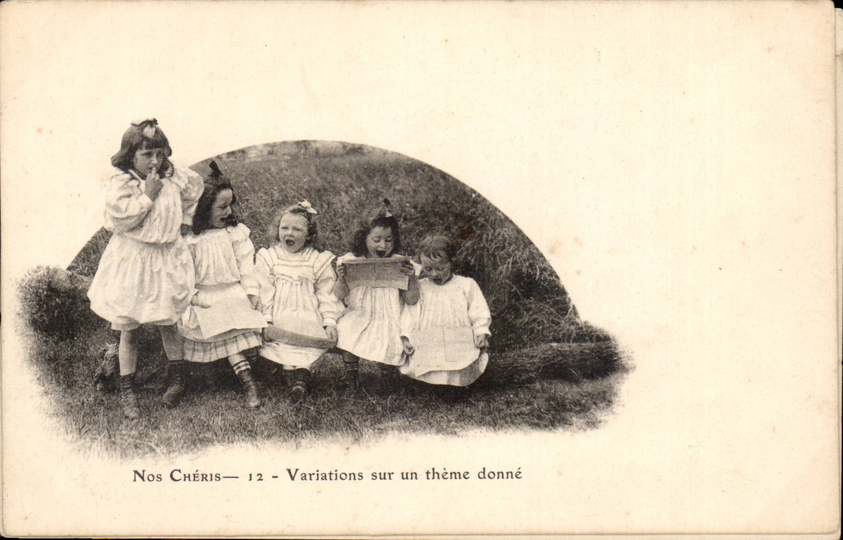 CPA Fantaisie Nos cheris Variations sur une theme donne (bebe enfants)