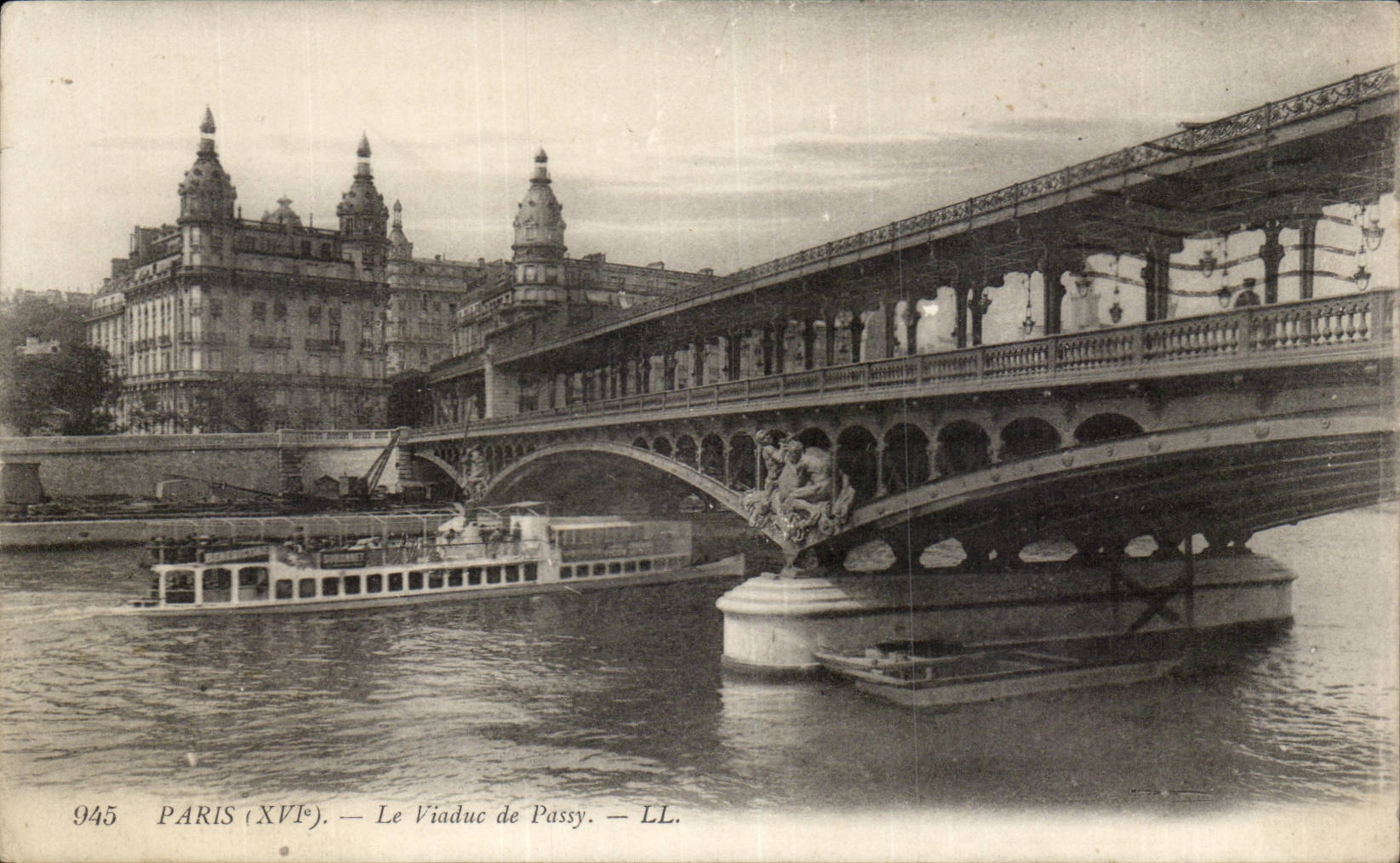 Paris CPA Le viaduc de Passy