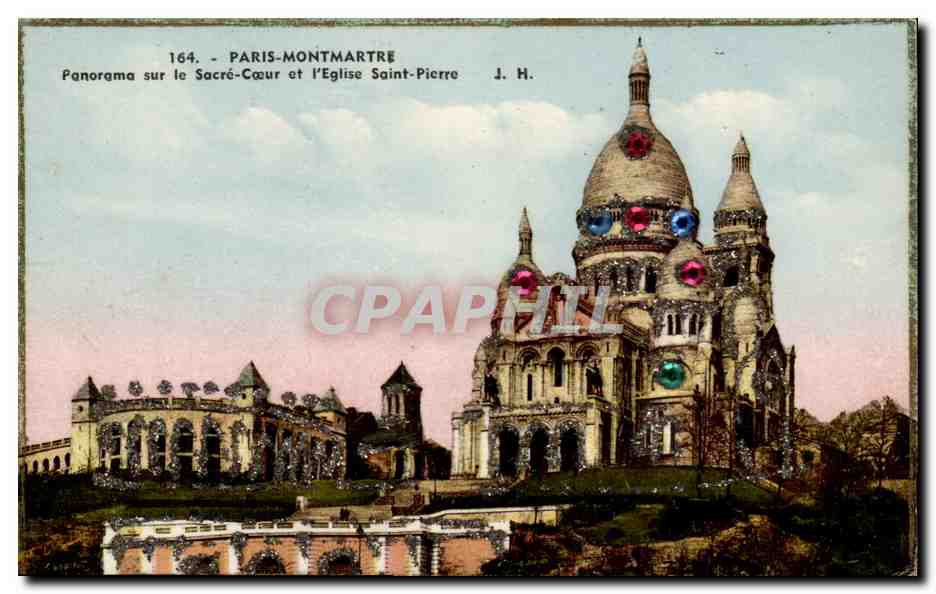 Paris CPA Montmartre Panorama sur le Sacre Coeur et l'eglise Saint Pierre 