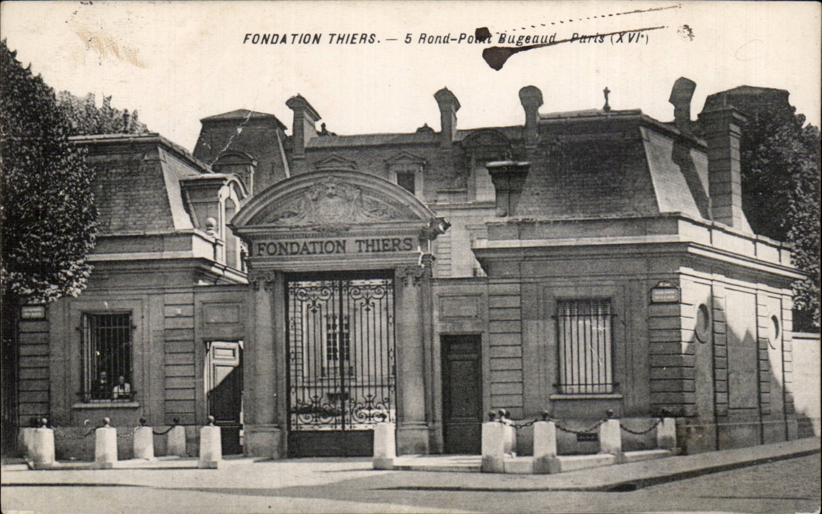 Paris CPA Fondation Thiers 5 rond point Bugeaud