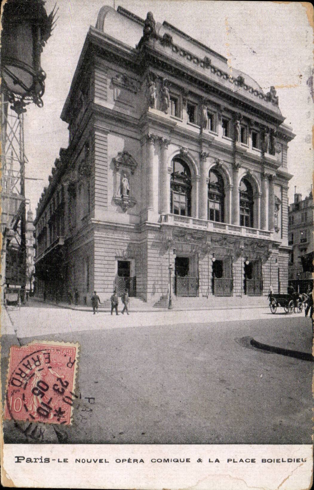 Paris CPA Le nouvel opera comique et la place Boieldieu