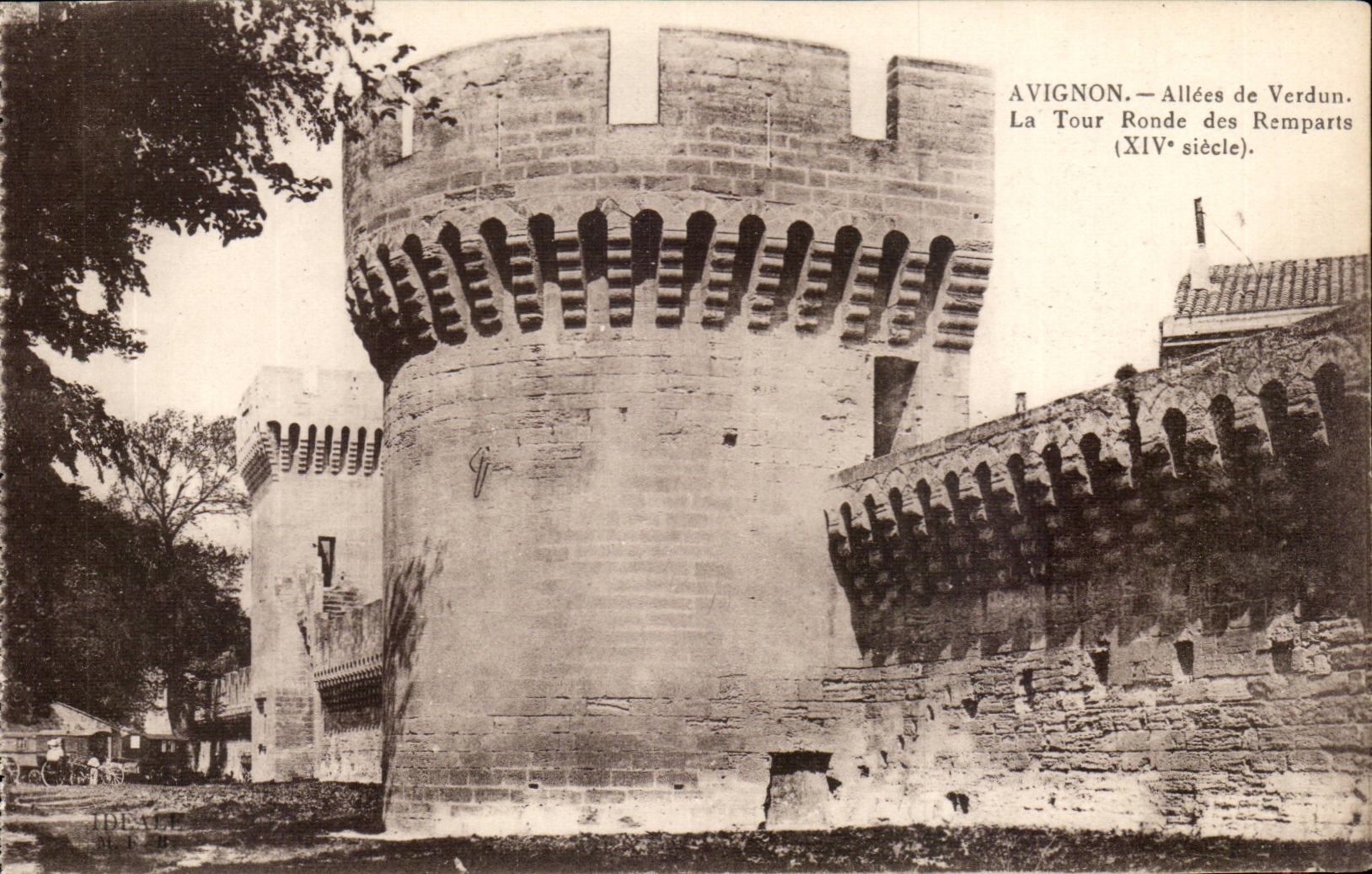 Avignon CPA Allees de Verdun La tour ronde des remparts (14eme)