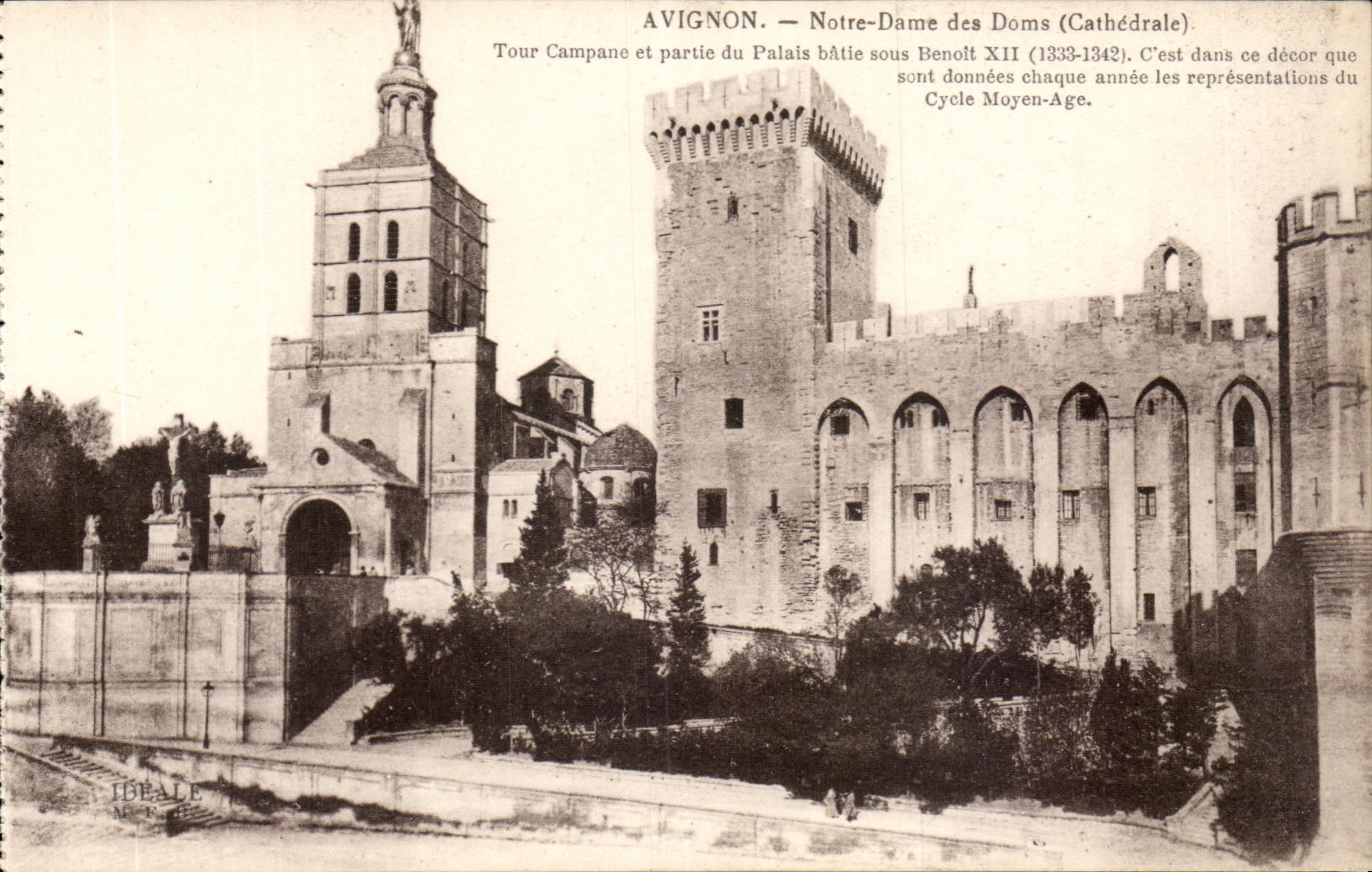 Avignon CPA Palais des papes Notre Dame des Doms (cathedrale)