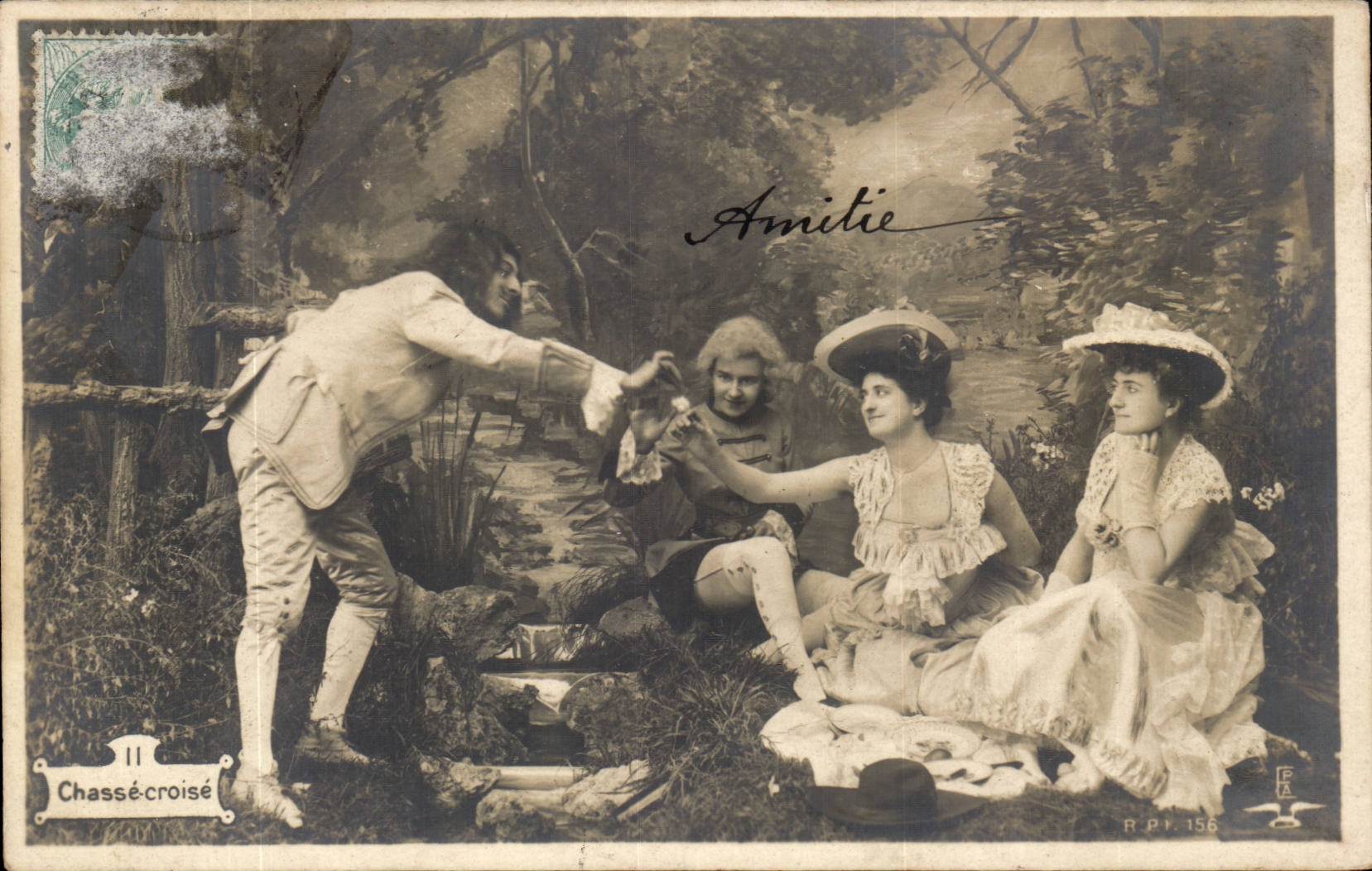 Chassé-croisé — Amitié — R.P.I. 156