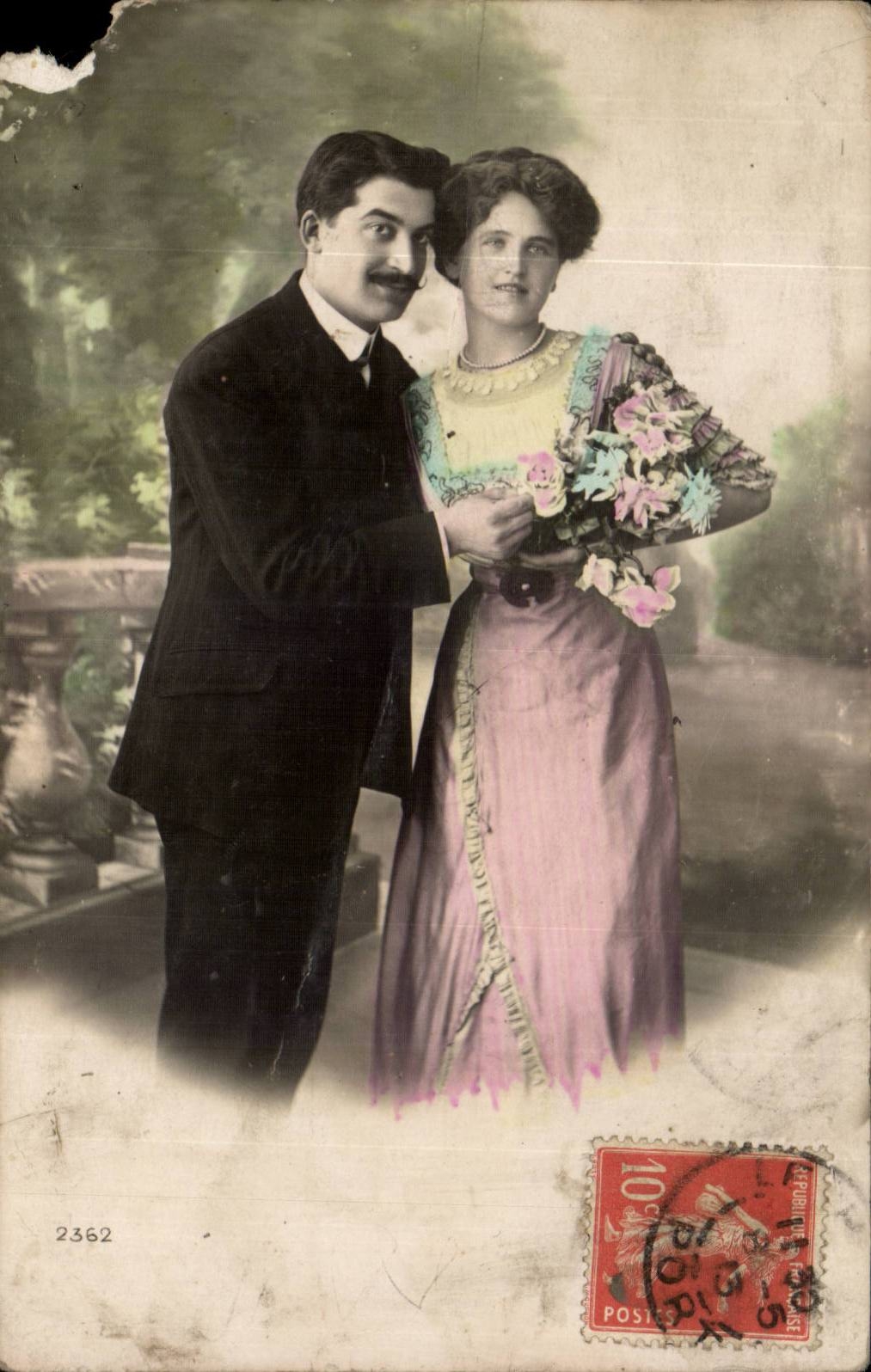 Couple en extérieur — photo de studio — éditeur inconnu, n° 2362