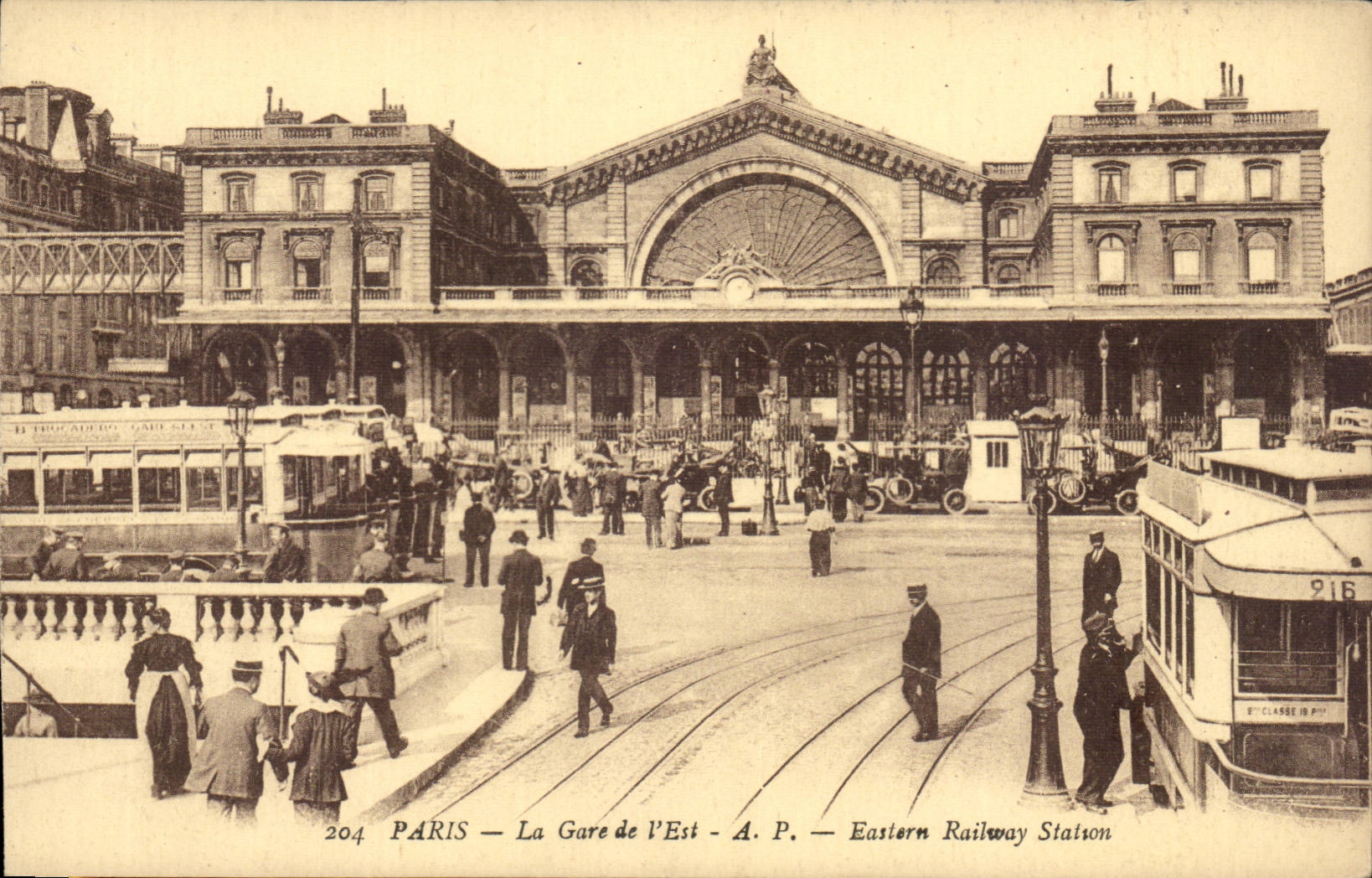 Paris CPA La gare de l'Est 