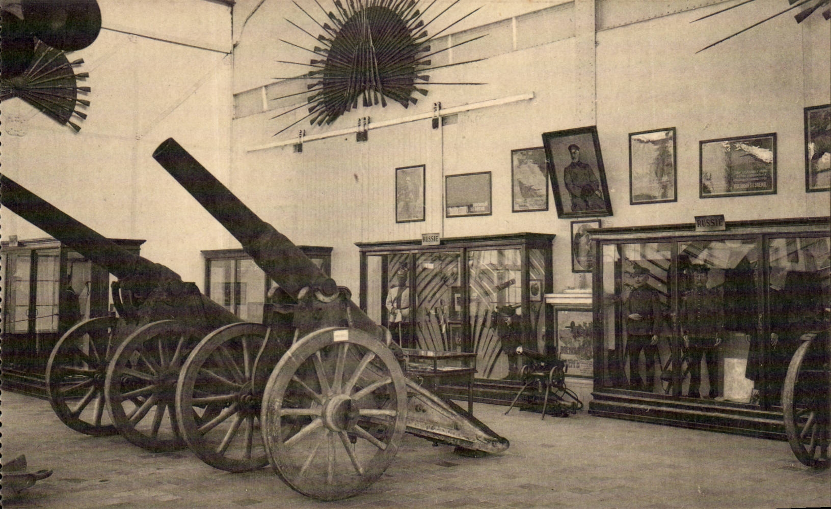 Belgie Belgique Musee royal de l'armee Bruxelles La salle des trophees 1914 1918 (militaria) section russe Russie Russia