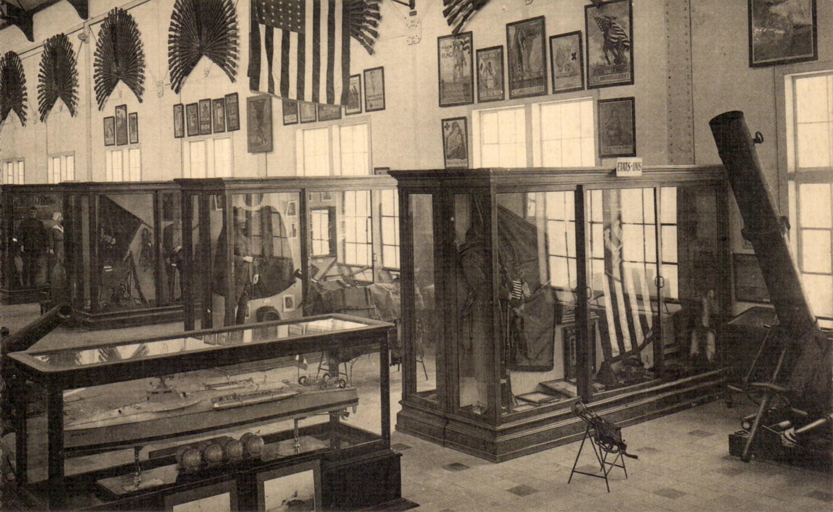 Belgie Belgique Musee royal de l'armee Bruxelles La salle des trophees 1914 1918 (militaria)