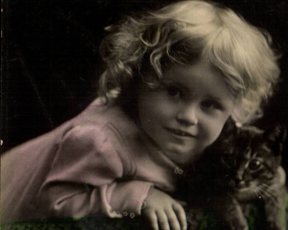 CPA Fantaisie Enfant et chat (cat)