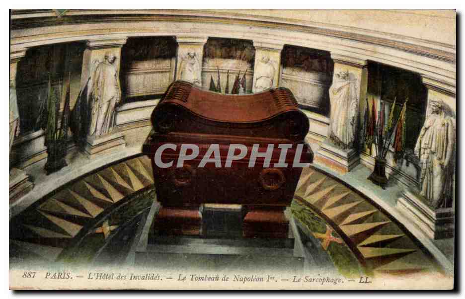 Paris CPA L'hotel des Invalides Le tombeau de Napoleon 1er