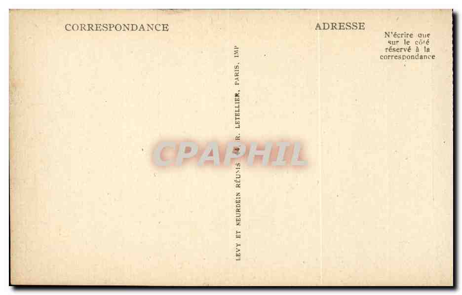 Calais - La Rue de la Citadelle et le Beffroi - CPA  — Rückseite