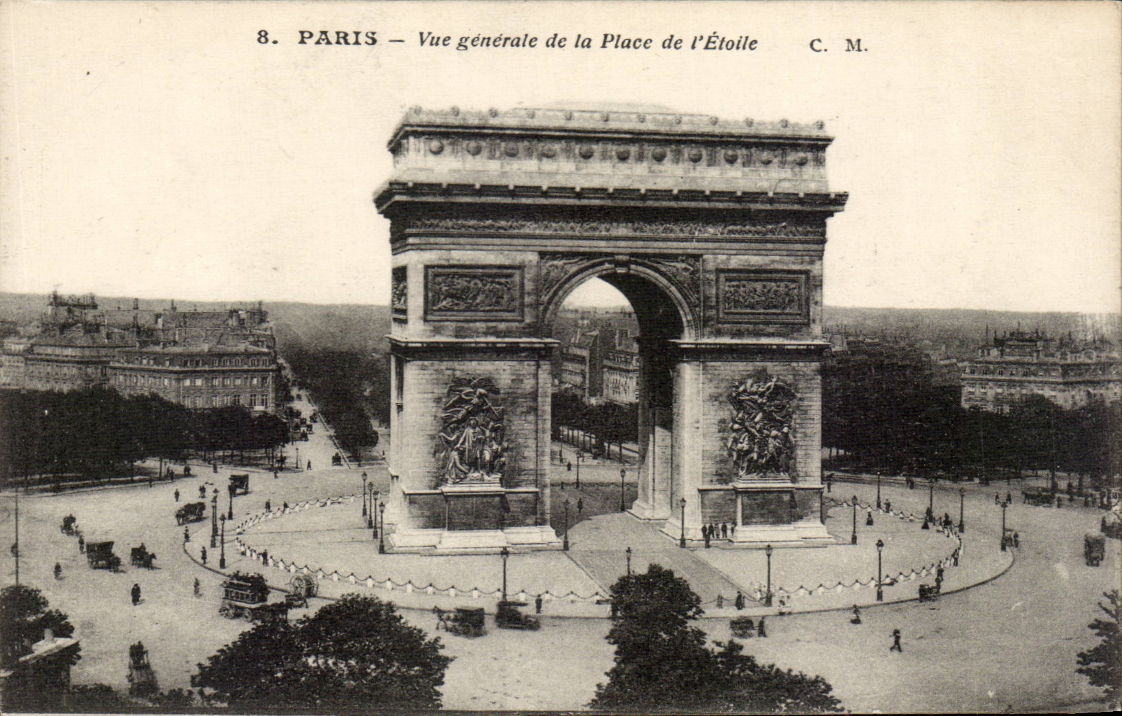 Paris — Vue générale de la Place de l'Étoile — C. M.