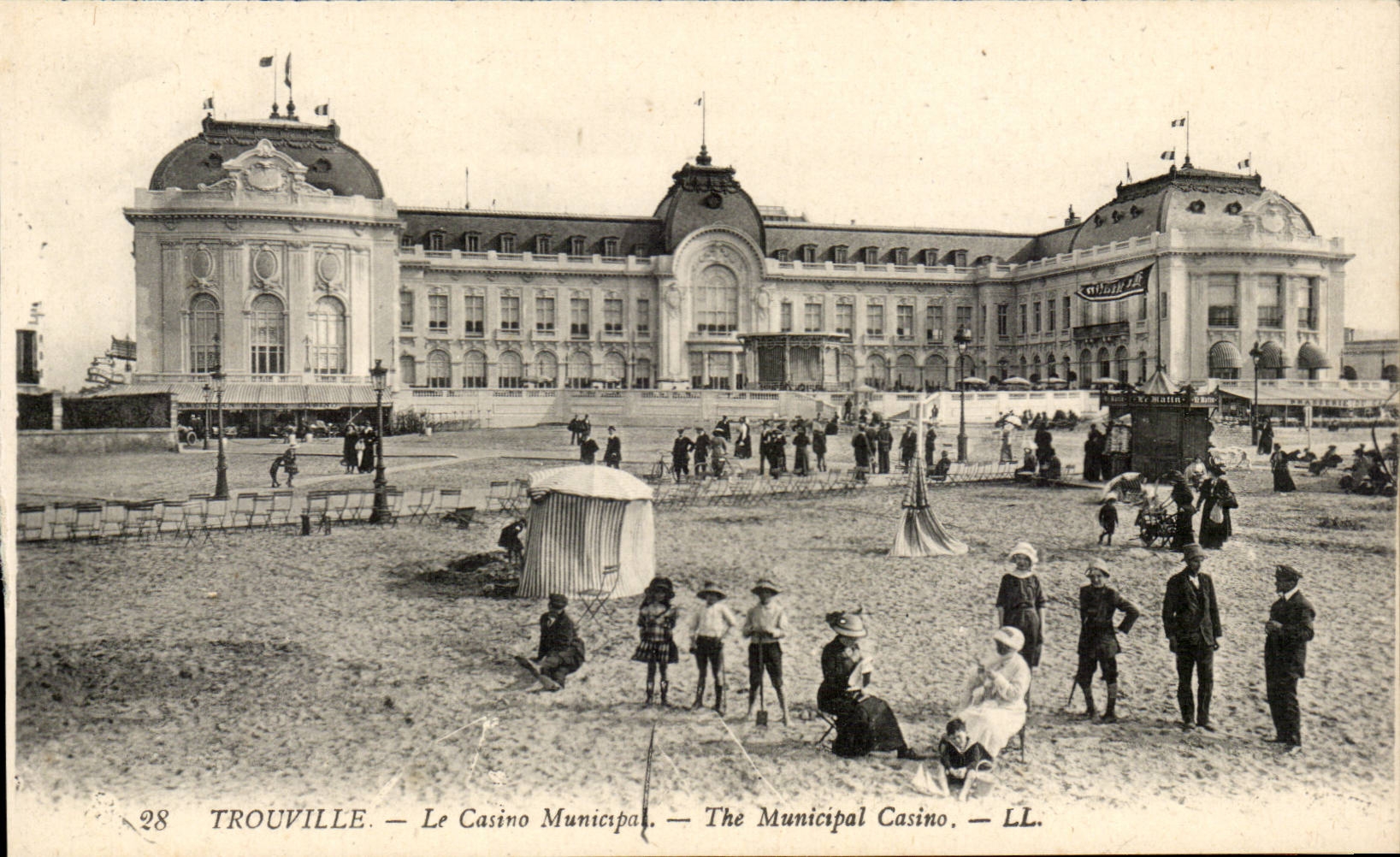 Trouville — Le Casino Municipal — LL. n°28