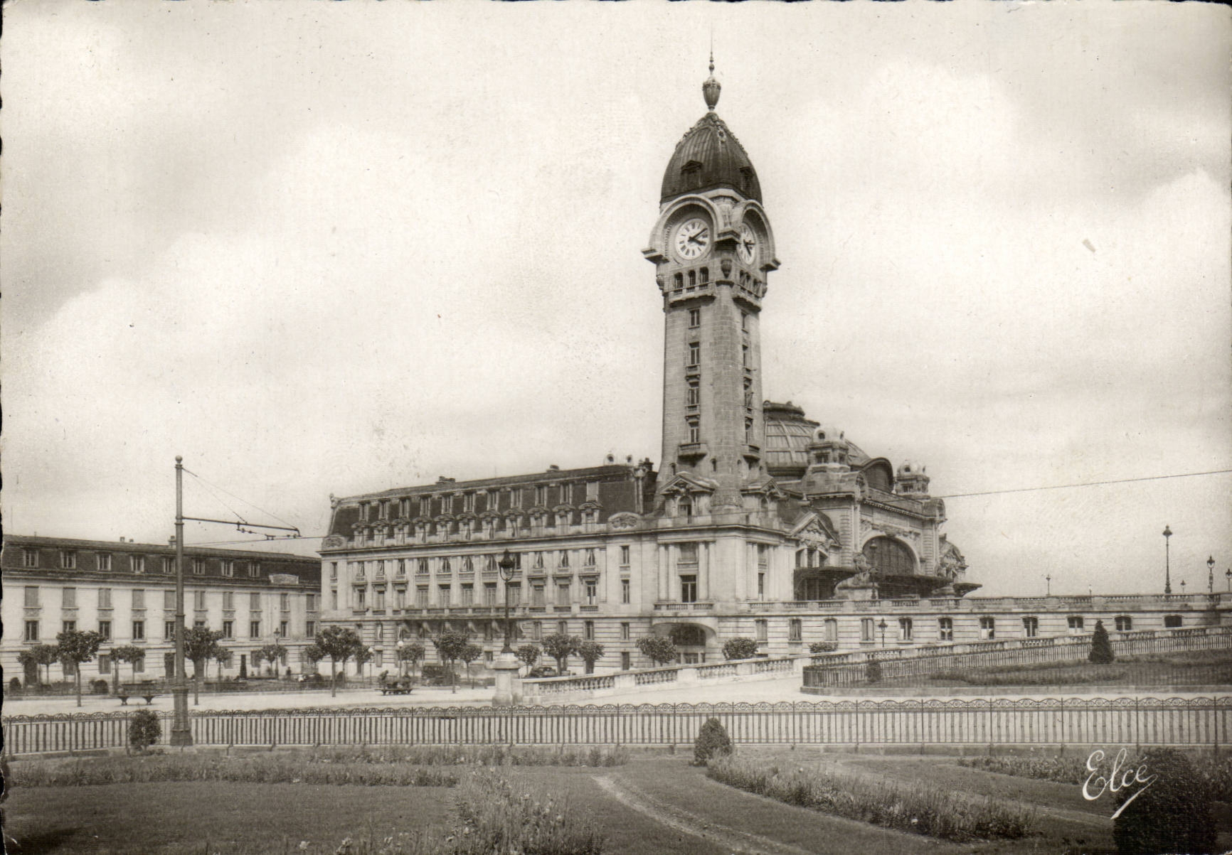 Limoges - La Gare Monumentale des Benedictins - CPA 