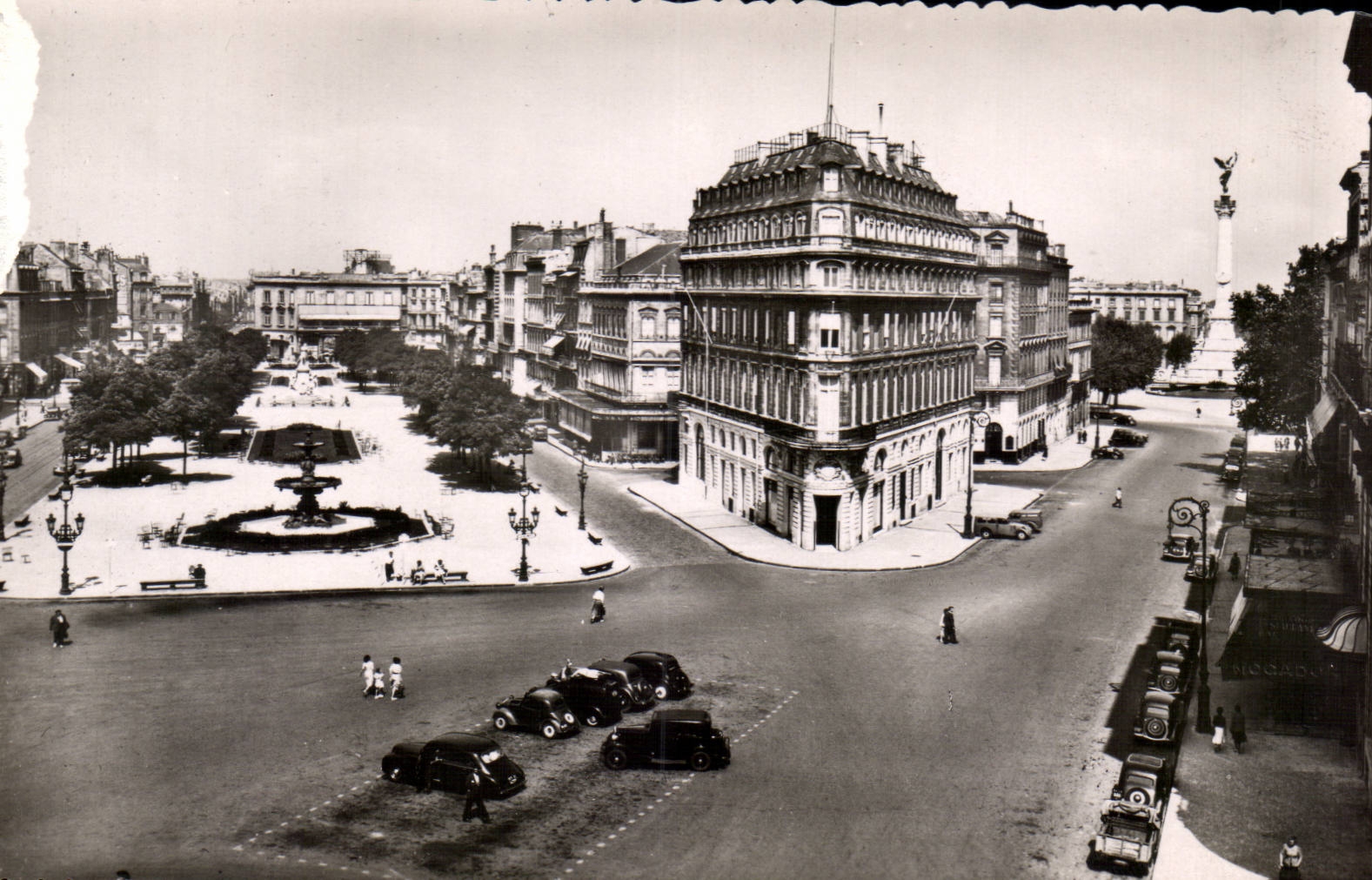Les Allées de Tourny et le Cours du XXX Juillet — Bordeaux — Édition & Cliché BLOC Fares