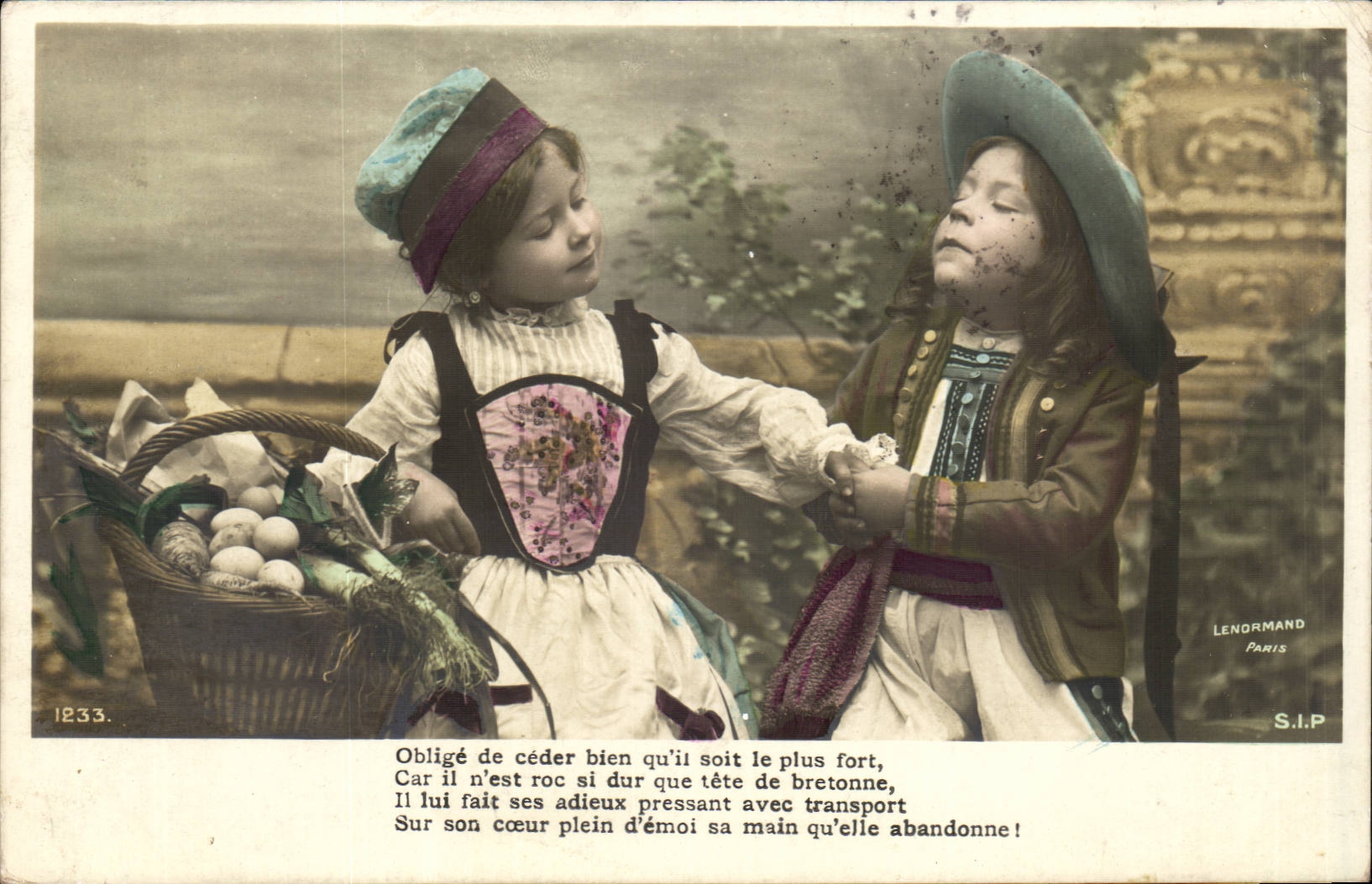 Fantaisie - Enfant - Child with basket of eggs - CPA 