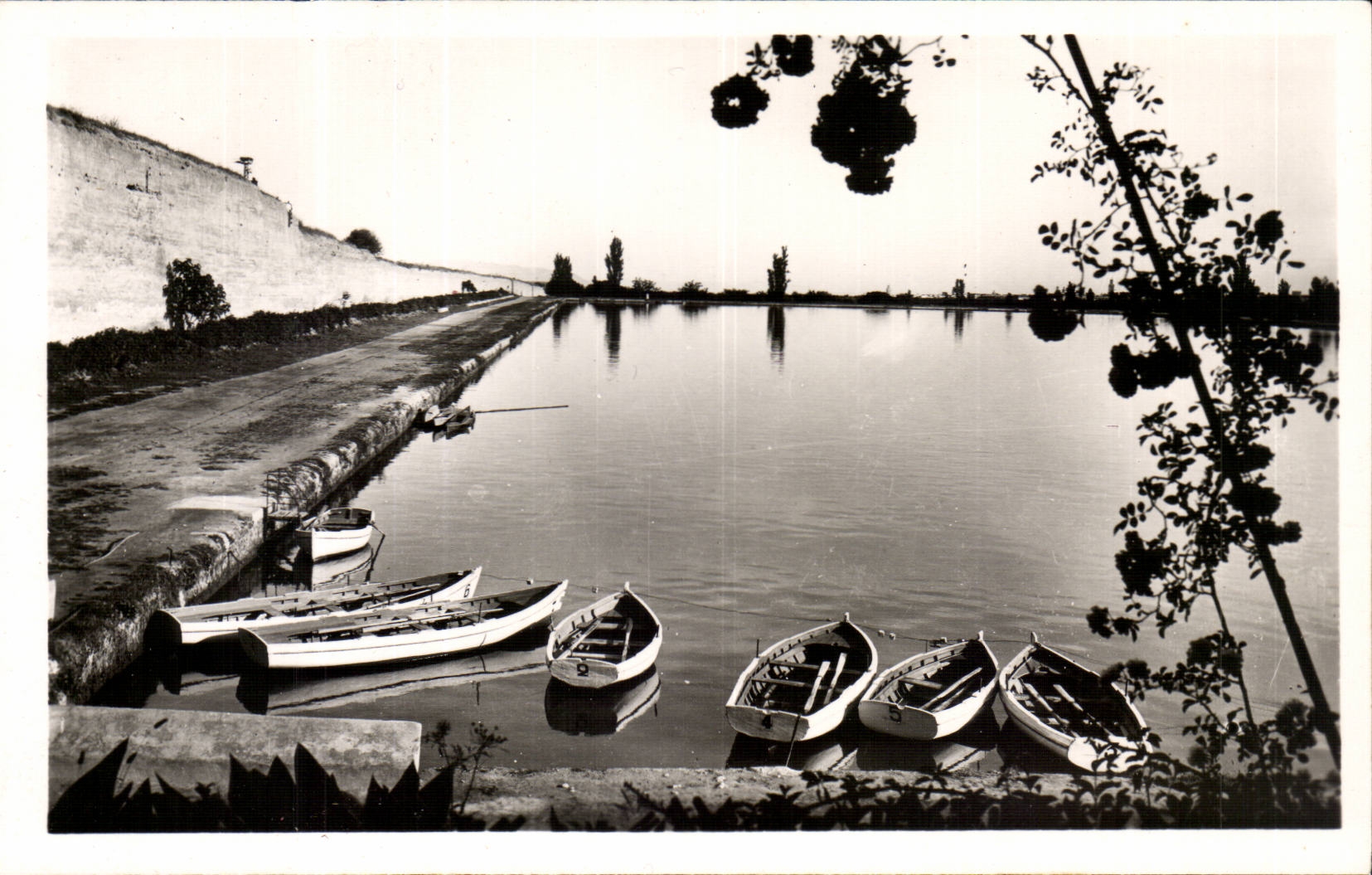 Bassin de l'Aguedal — Meknès — Éd. La Cigogne, Leueroise