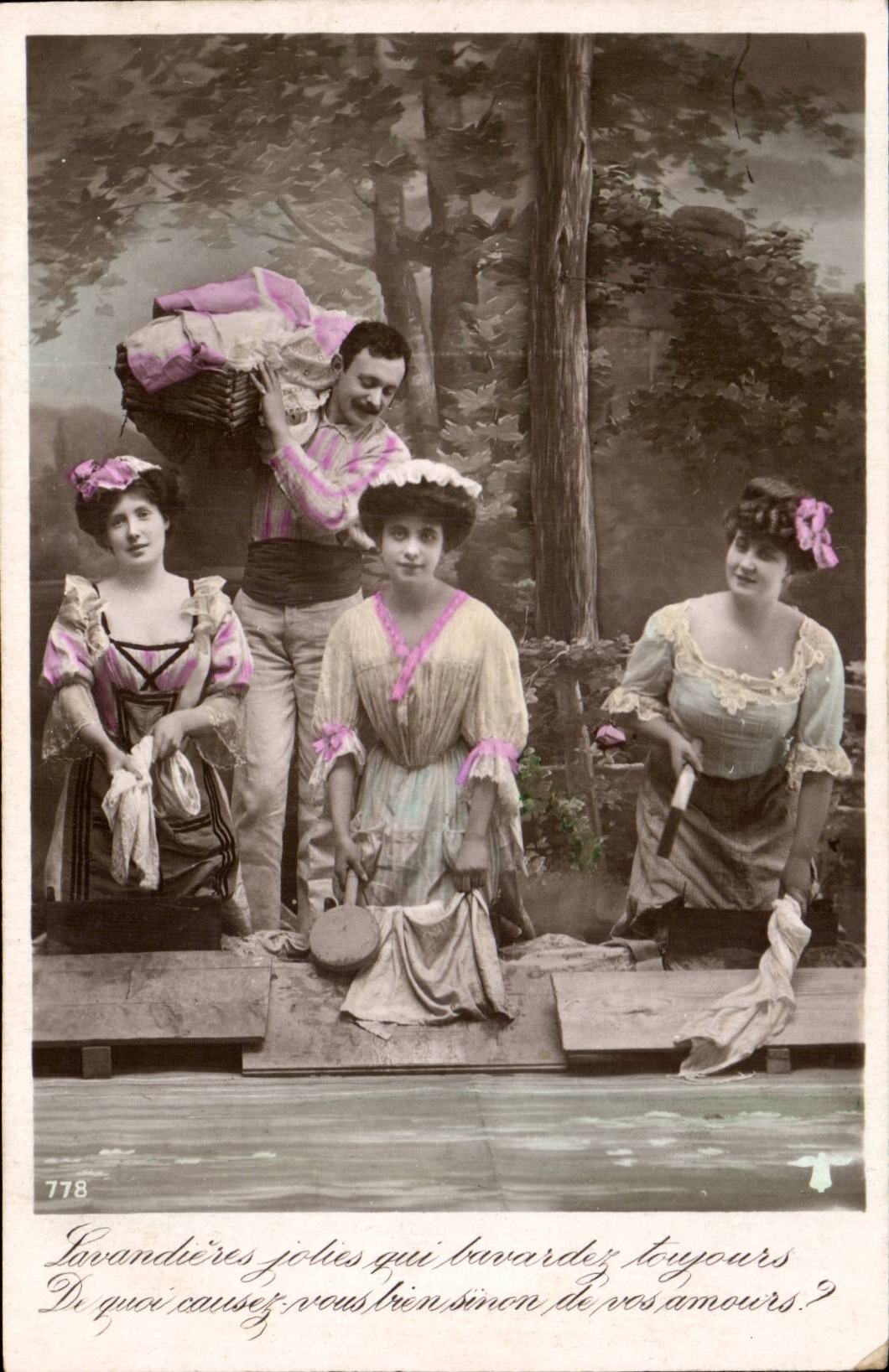 Fantaisie - Femmes - lavoir - Women washing clothes - CPA 