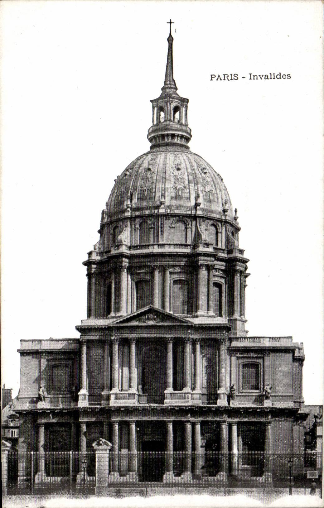 Paris - 7 - Les Invalides CPA 