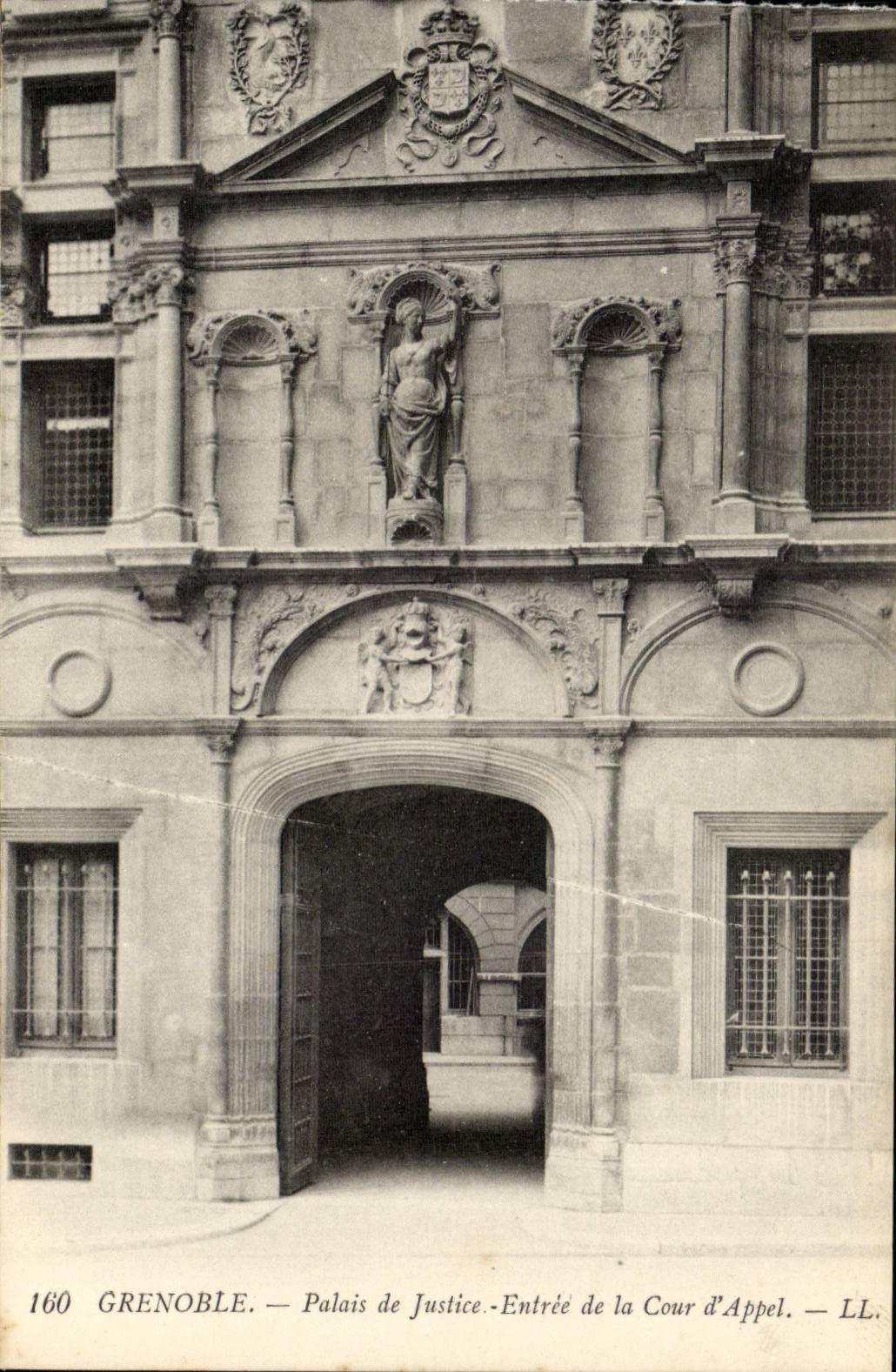 Grenoble - Le Palais de Justice - Entree de la Cour d'Appel - CPA 