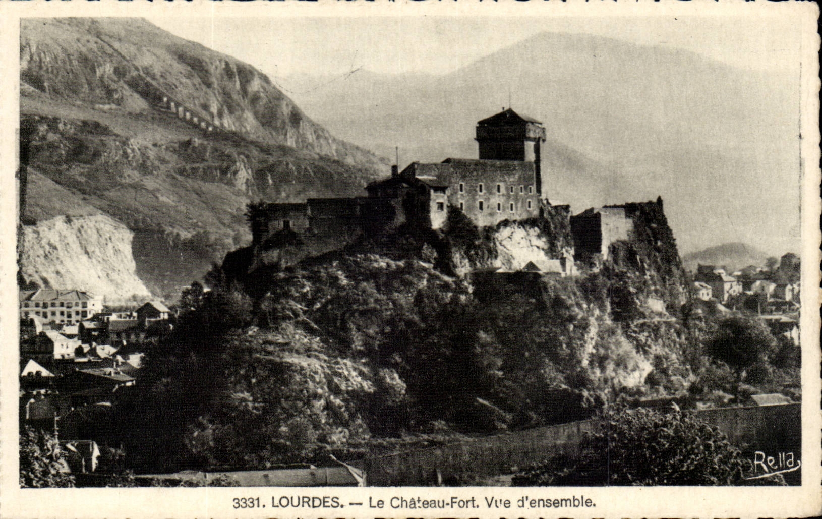 Lourdes - Le Chateau Fort - Vue d'Ensemble - CPA 