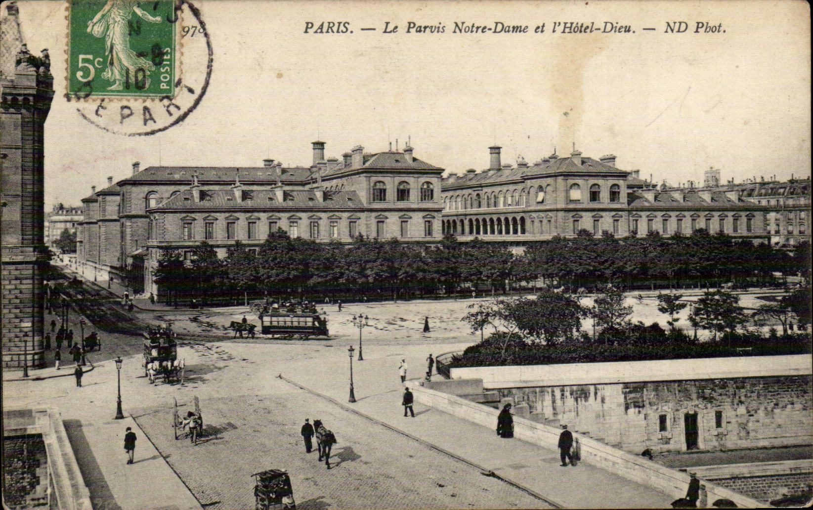Paris - 4 - Le Parvis Notre Dame et l'Hotel Dieu - cheval - horse - CPA 