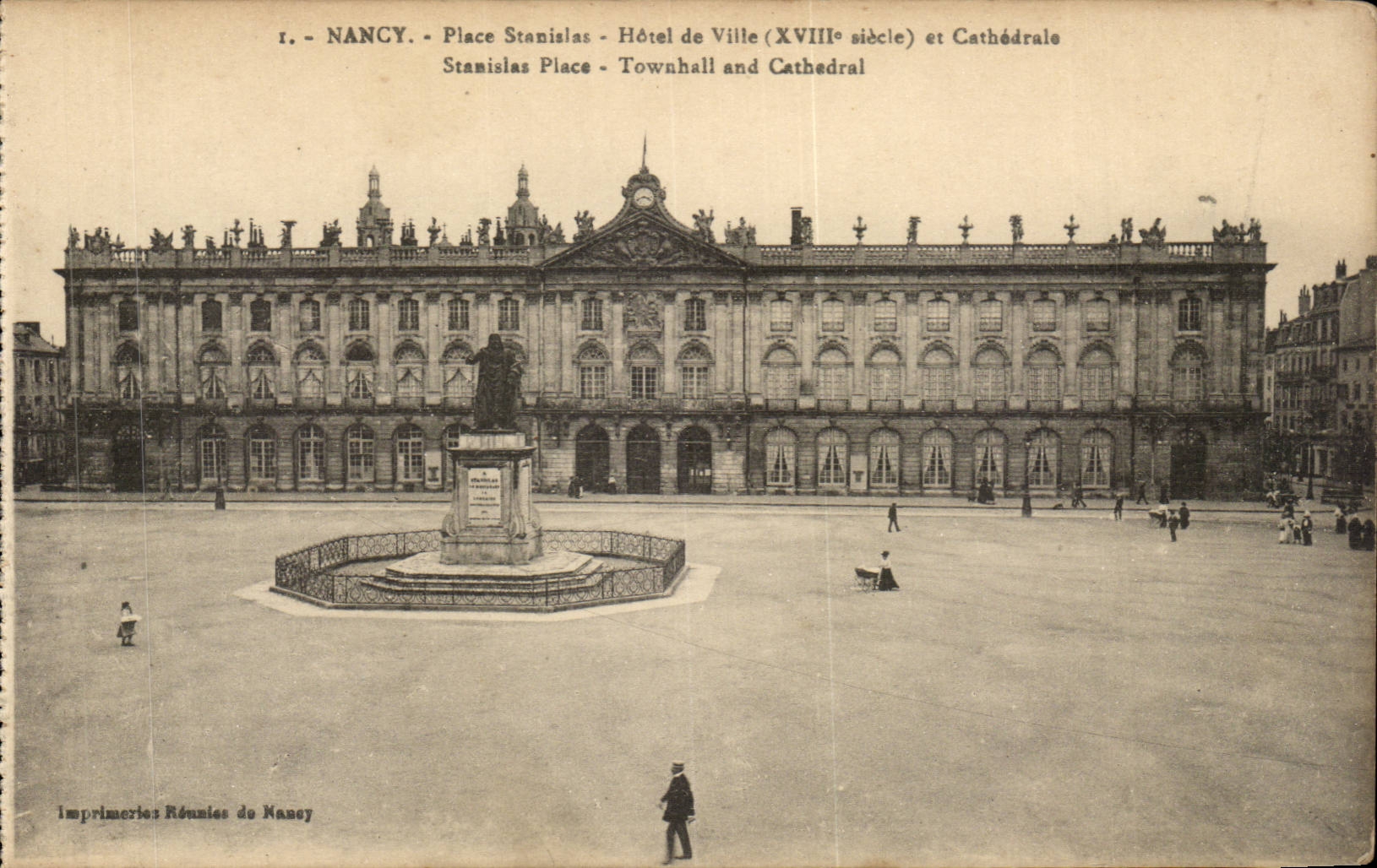 Nancy - Place Stanislas - Hôtel de Ville (XVIIIe siècle) et Cathédrale