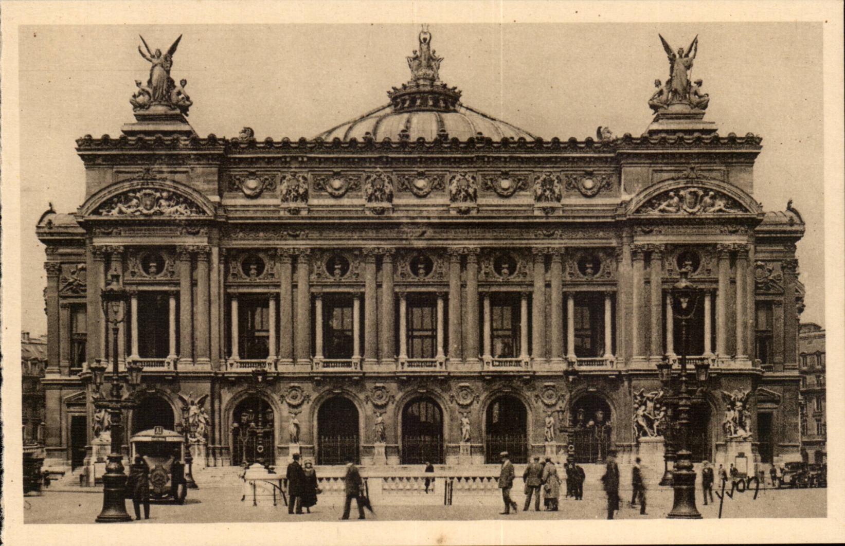 Paris CPA L'opera