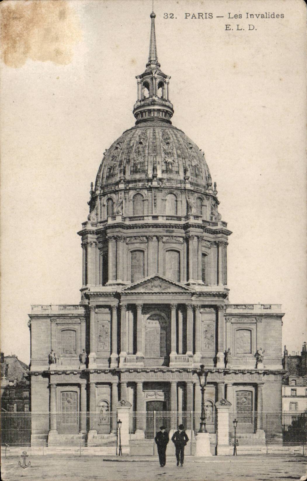 Paris CPA Les Invalides