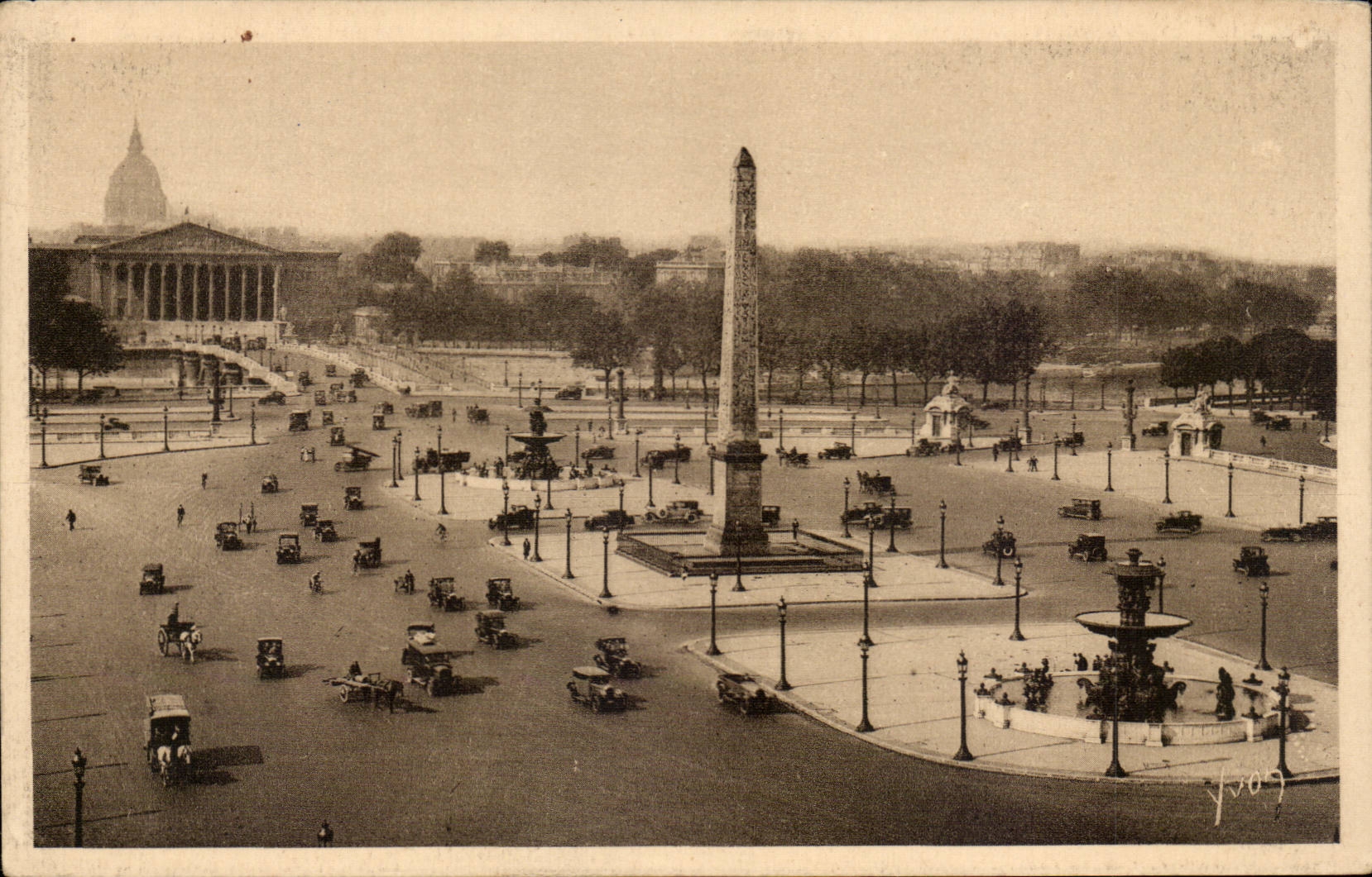 Paris CPA La place de la Concorde