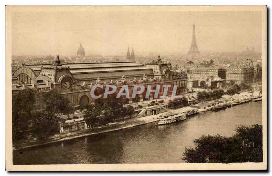 Paris CPA La Seine au Quai d'Orsay (Tour Eiffel)