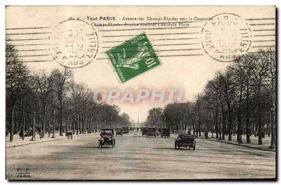 Paris CPA Avenue des Champs Elysees vers la concorde