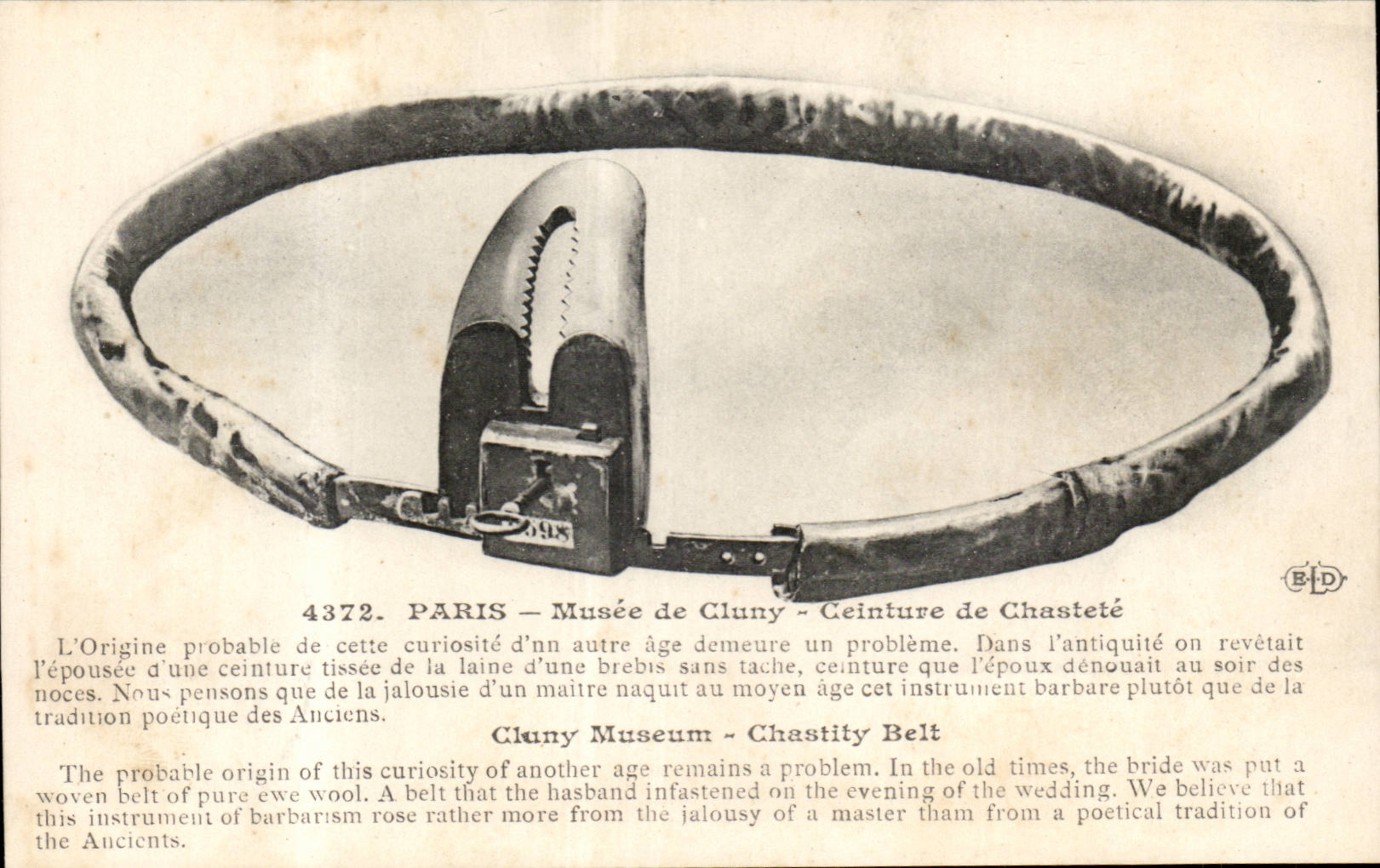 Paris CPA Musee de Cluny Ceinture de chastete