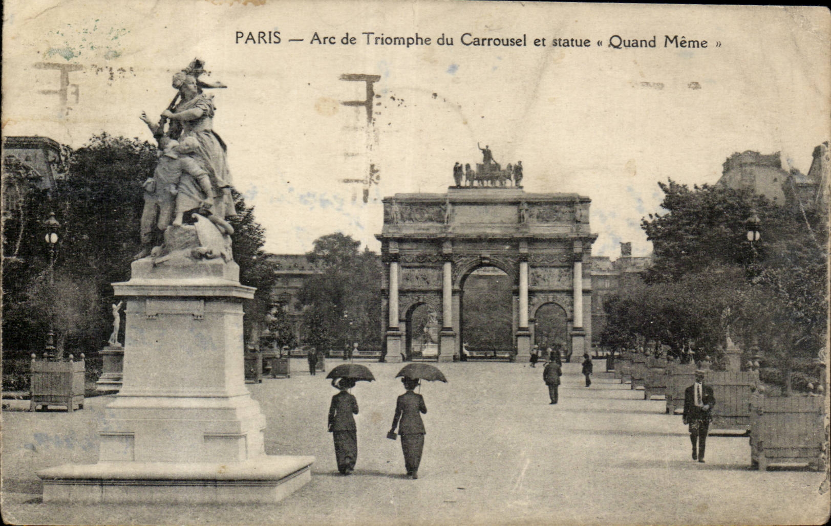 Paris CPA Arc de triomphe du Carrousel et statue Quand Meme