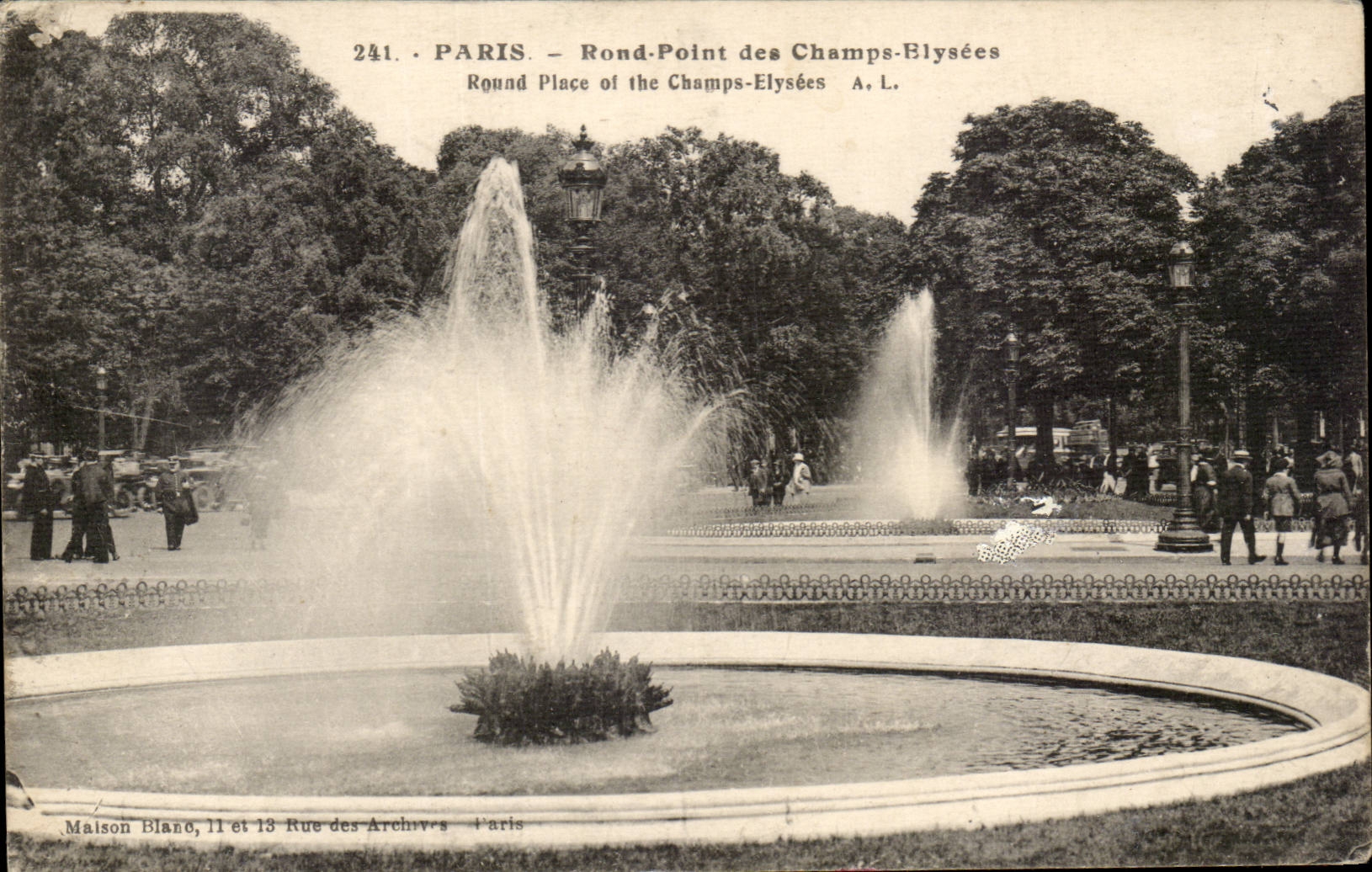 Paris CPA Rond point des Champs Elysees