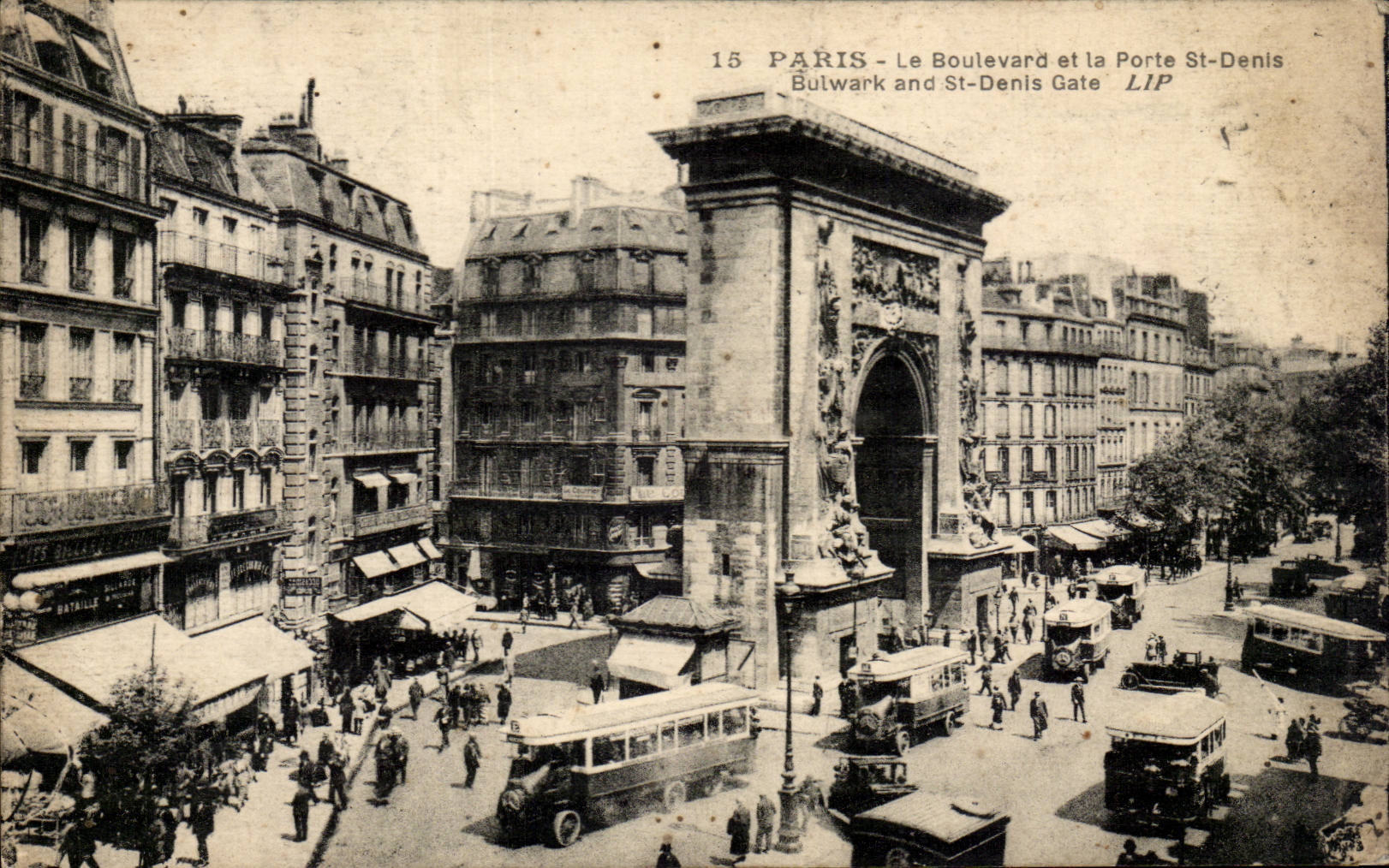 Paris CPA Le boulevard et la porte St Denis 