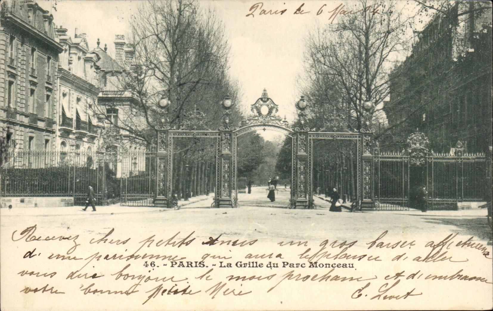 Paris CPA La grille du parc monceau