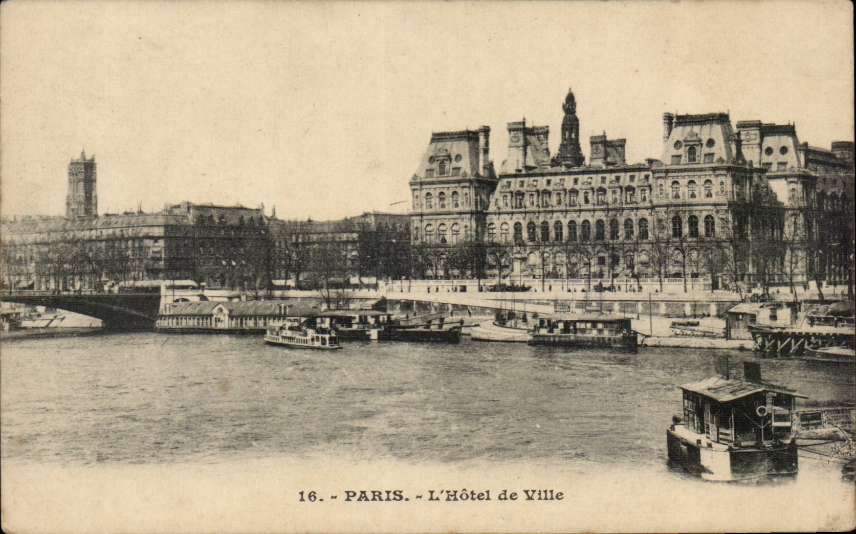 Paris CPA L'hotel de ville