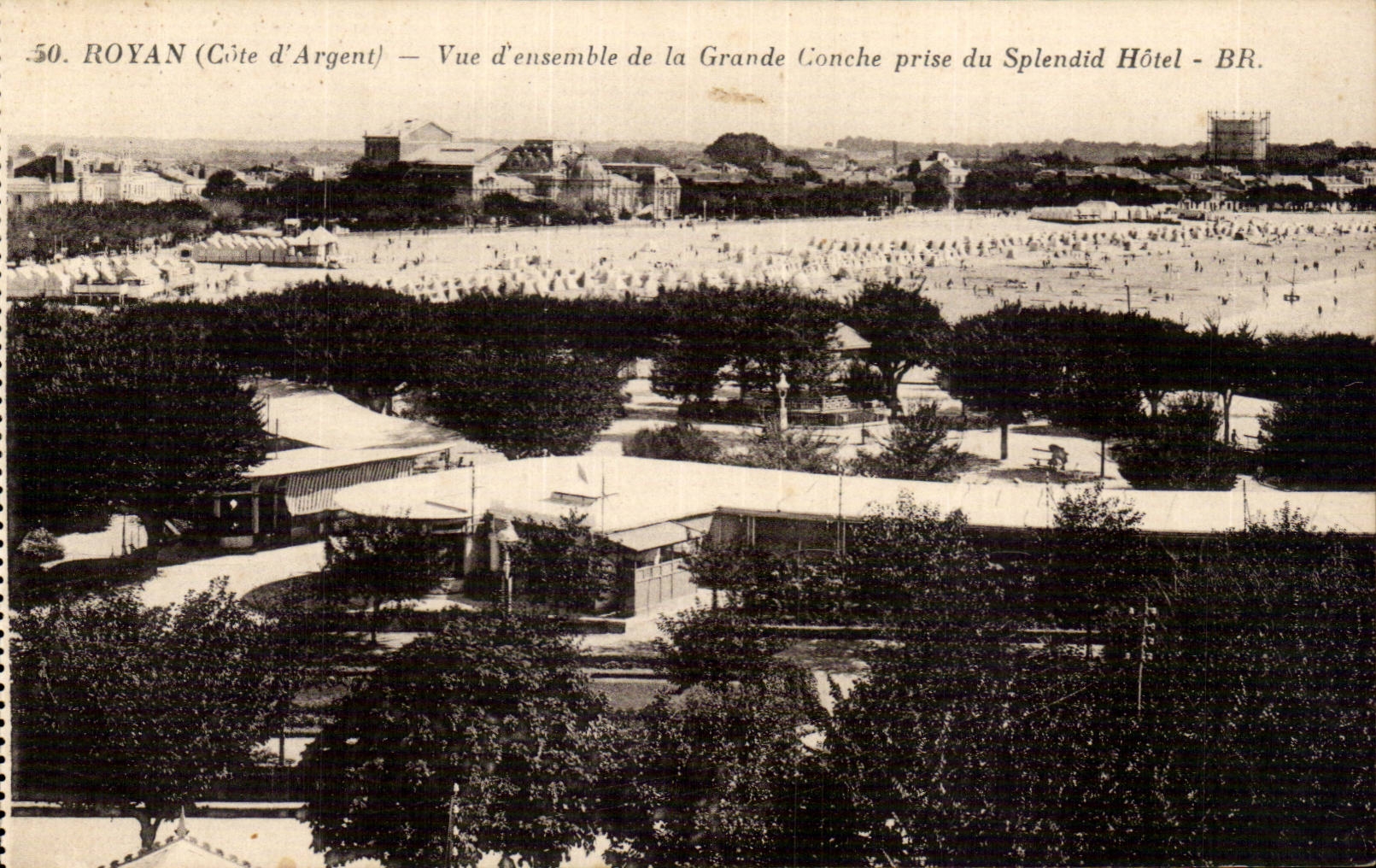 Royan CPA Vue d'ensemble de la grande conche prise du splendid Hotel