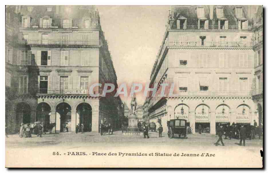 Paris CPA Place des Pyramides et statue de Jeanne d'Arc