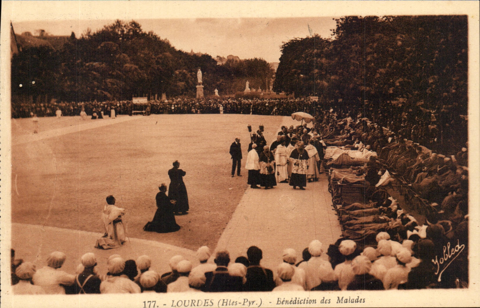 Lourdes - Benediction des Malades CPA 