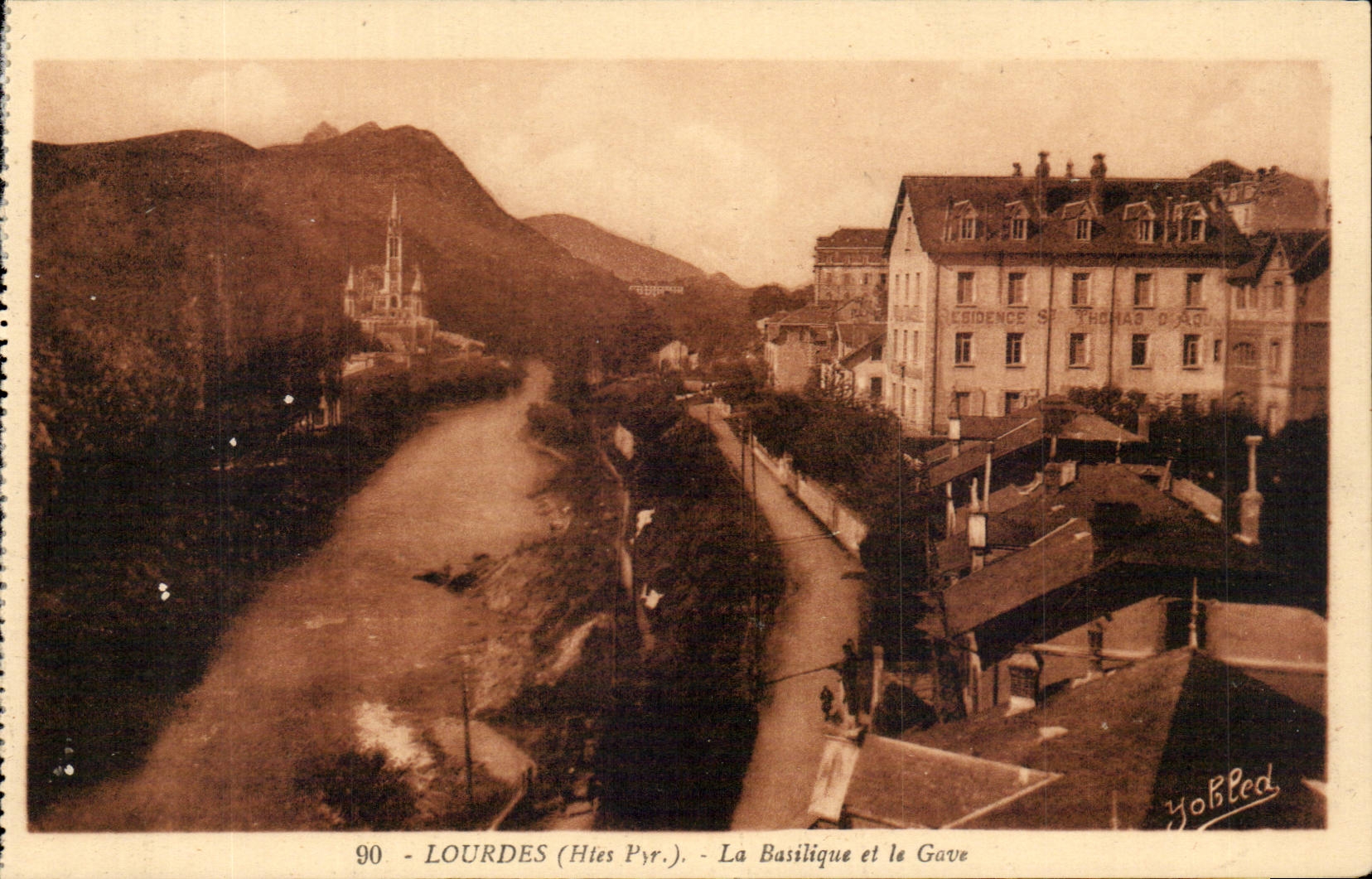 Lourdes - La Basilique et le Gave CPA 