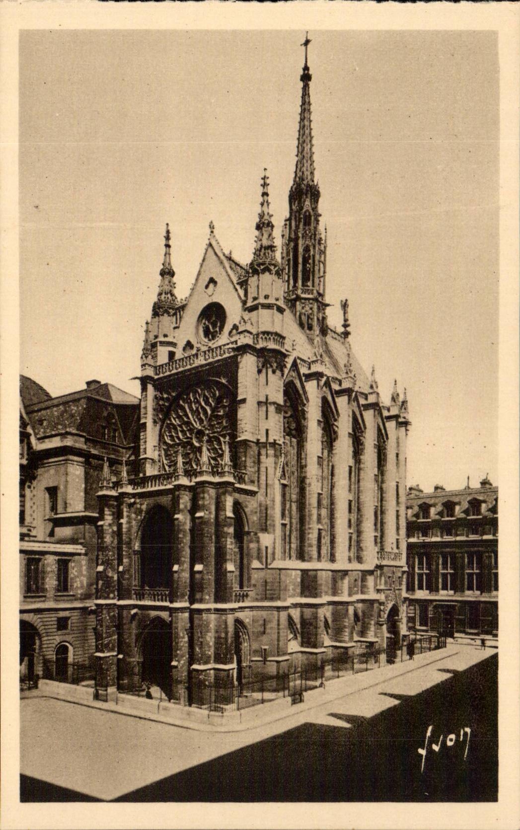 Paris - 1 - La Saint Chapelle CPA 