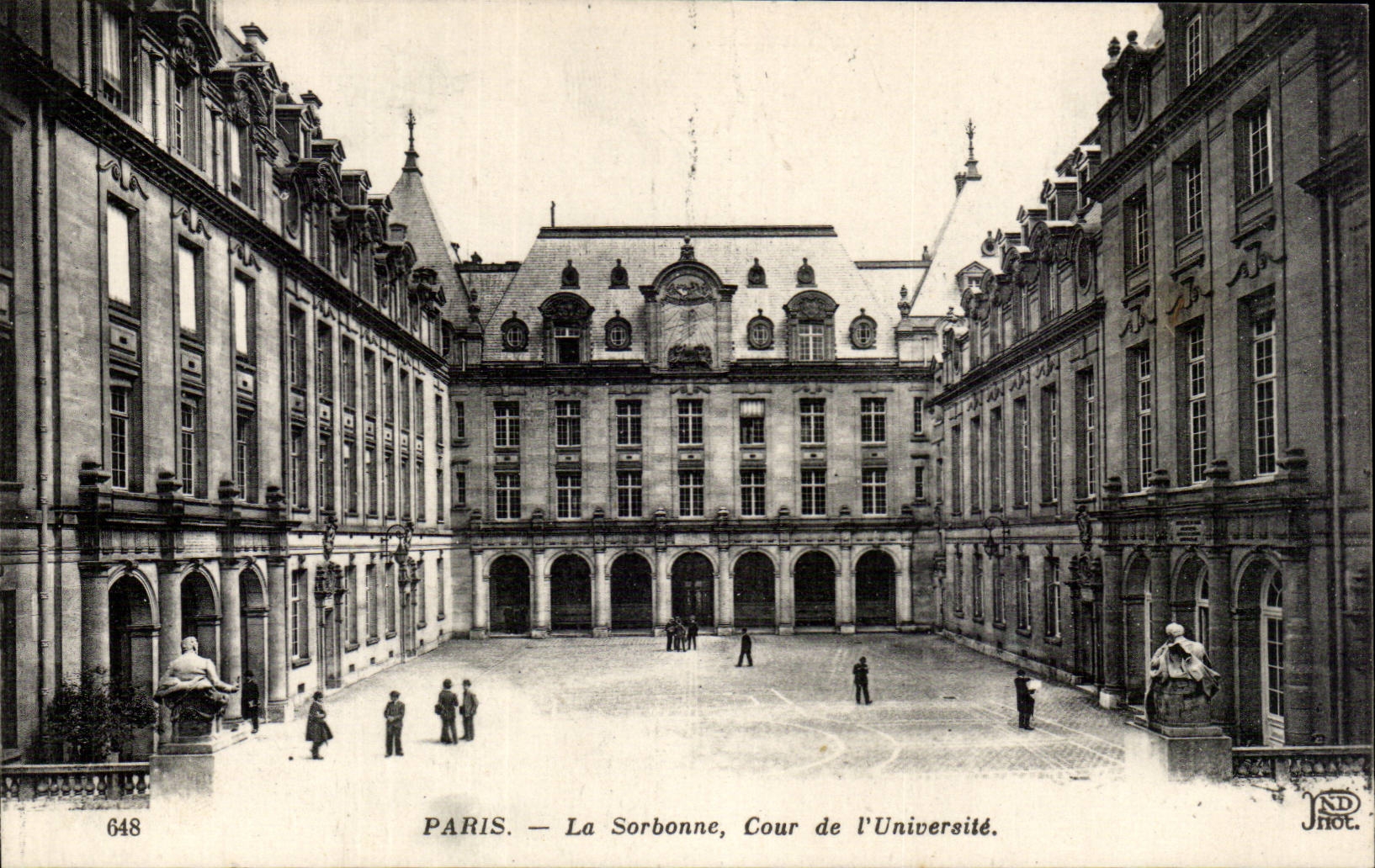 Paris - 5 - La SOrbonne - Cour de l'Universite CPA 